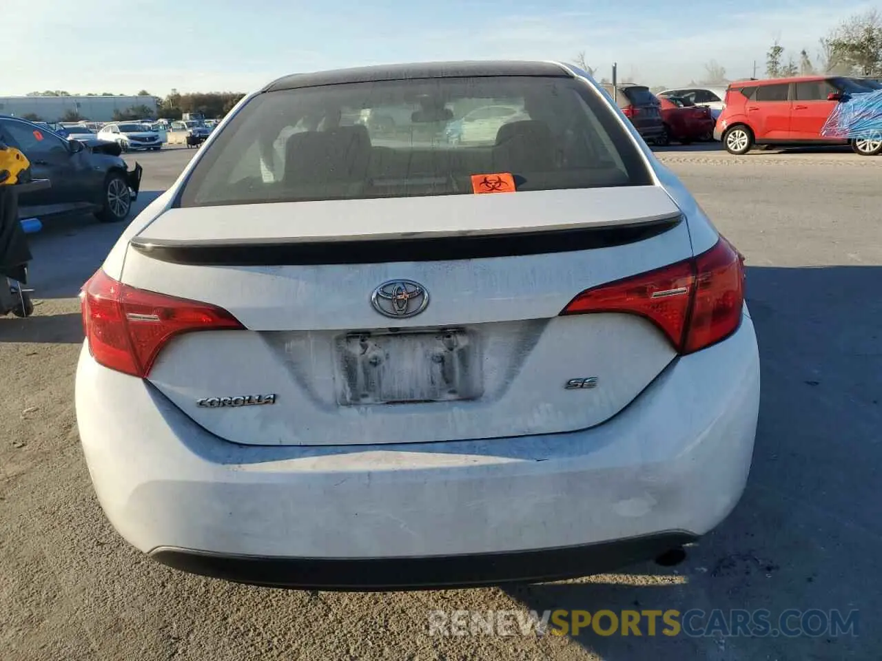6 fotografías del automóvil dañado 5YFBURHE8KP870962 TOYOTA COROLLA 2019