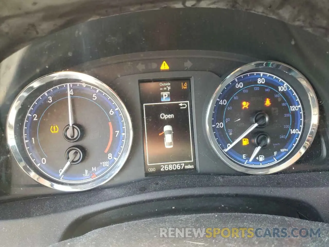 9 fotografías del automóvil dañado 5YFBURHE8KP870962 TOYOTA COROLLA 2019
