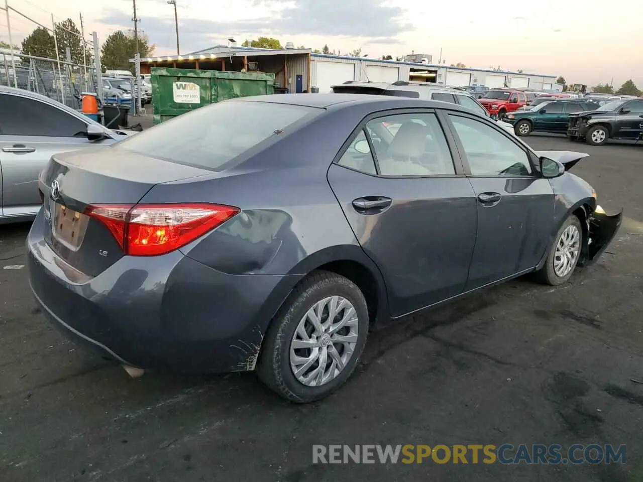 3 fotografías del automóvil dañado 5YFBURHE8KP872498 TOYOTA COROLLA 2019