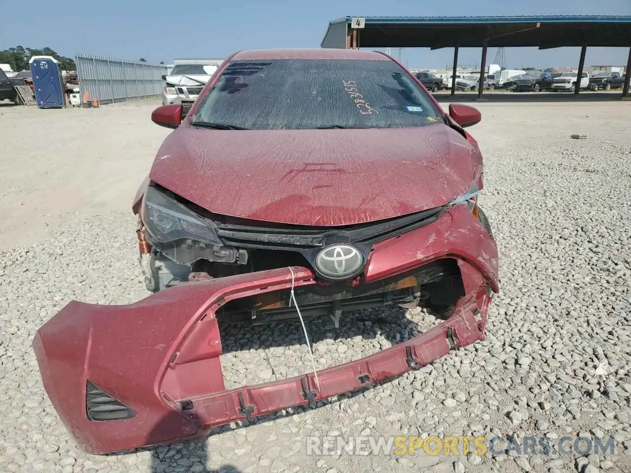 5 fotografías del automóvil dañado 5YFBURHE8KP872856 TOYOTA COROLLA 2019