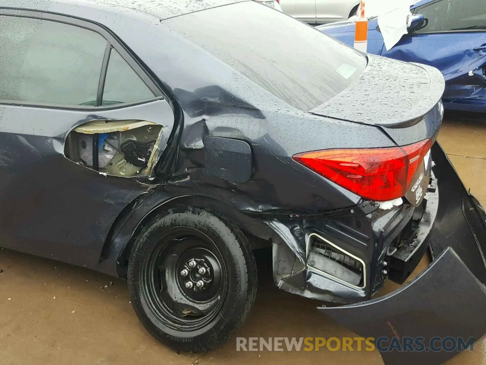 9 fotografías del automóvil dañado 5YFBURHE8KP874526 TOYOTA COROLLA 2019