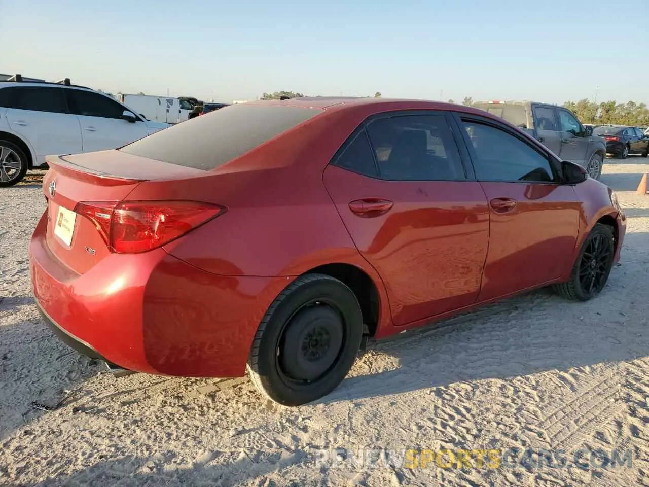 3 fotografías del automóvil dañado 5YFBURHE8KP875109 TOYOTA COROLLA 2019