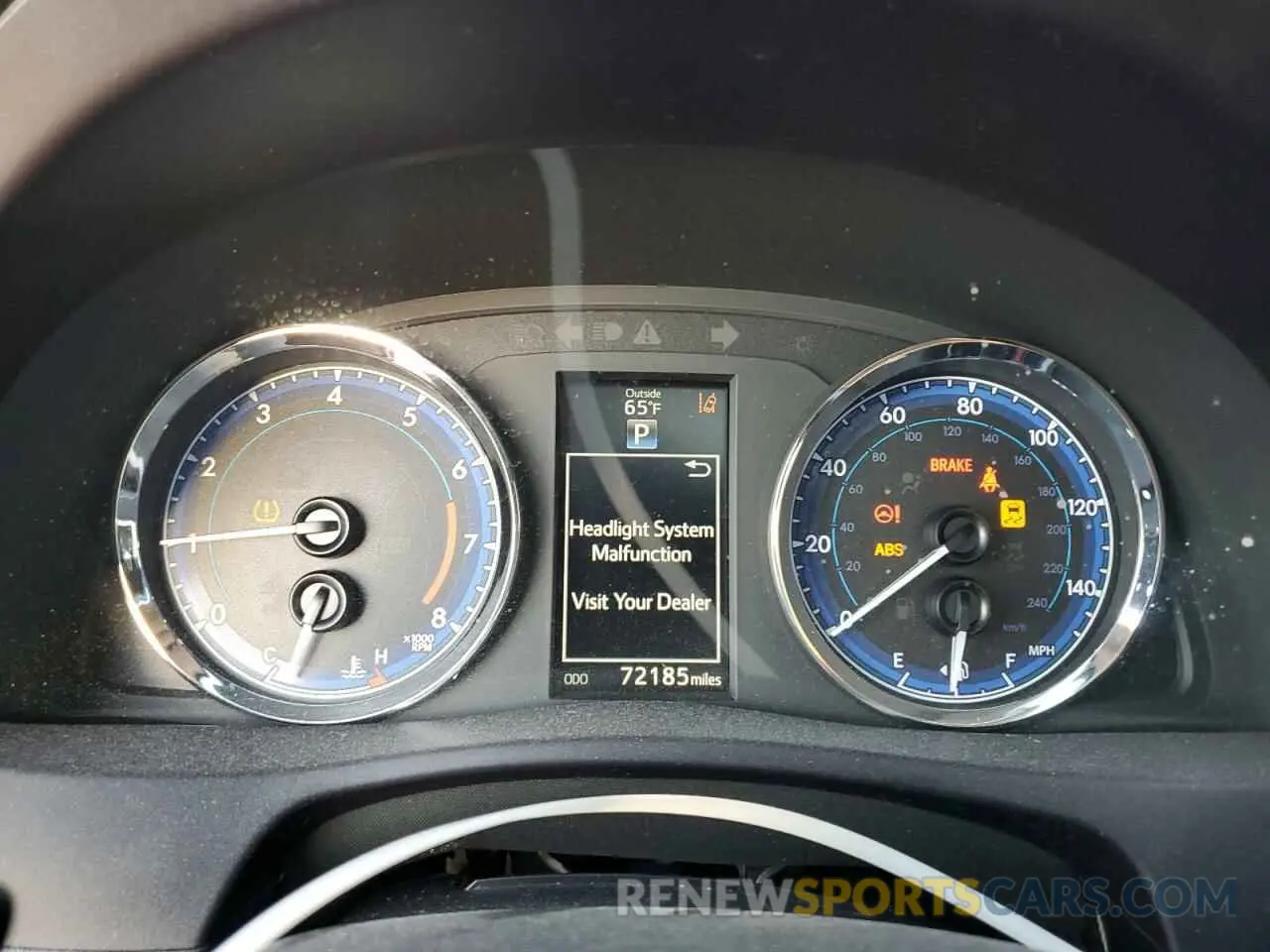 9 fotografías del automóvil dañado 5YFBURHE8KP875109 TOYOTA COROLLA 2019