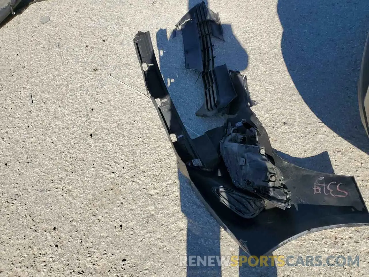 12 fotografías del automóvil dañado 5YFBURHE8KP877300 TOYOTA COROLLA 2019