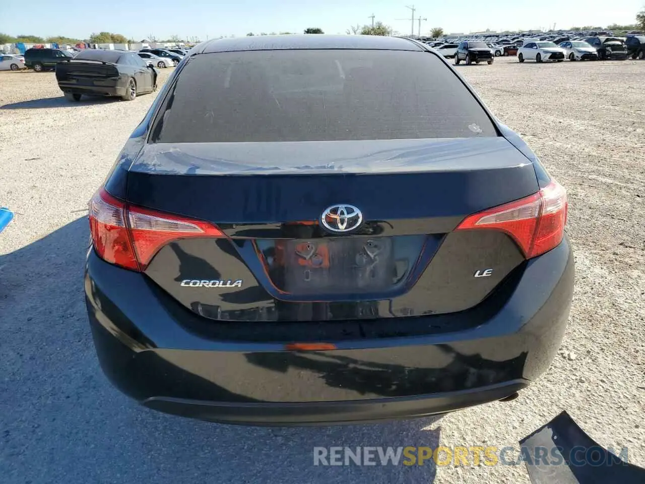 6 fotografías del automóvil dañado 5YFBURHE8KP877300 TOYOTA COROLLA 2019