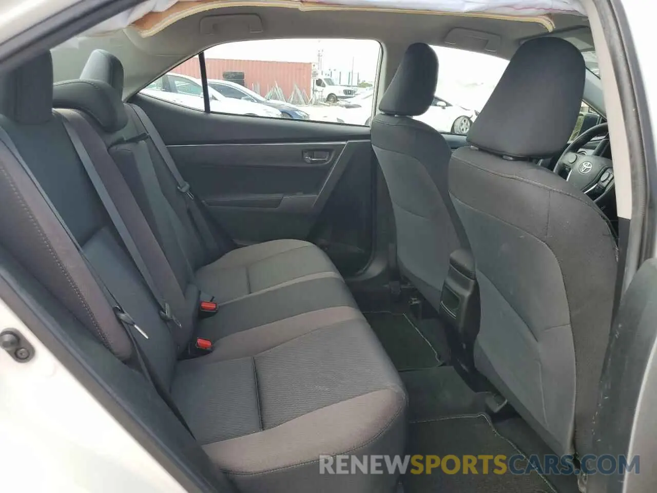 10 fotografías del automóvil dañado 5YFBURHE8KP878947 TOYOTA COROLLA 2019