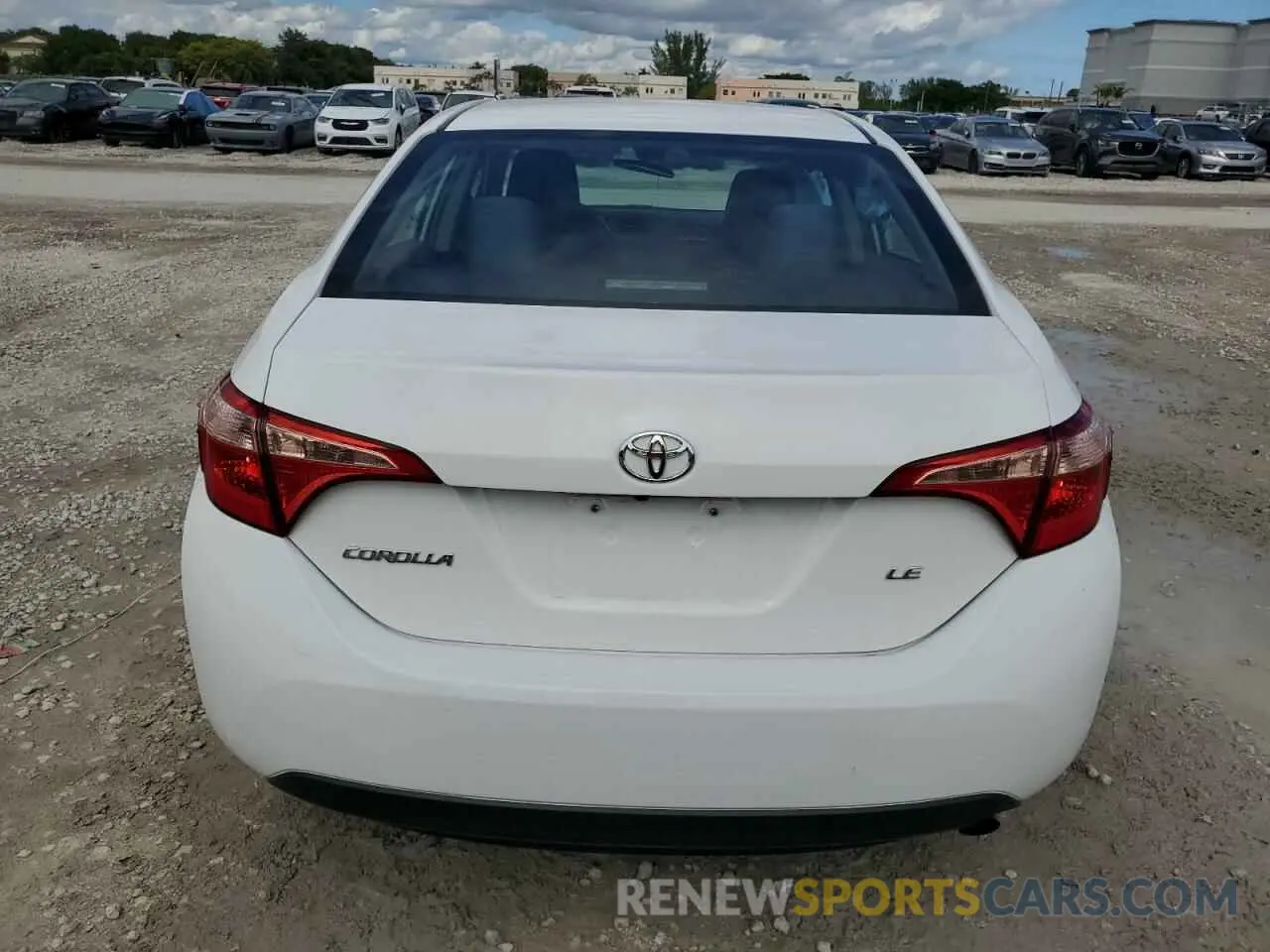 6 fotografías del automóvil dañado 5YFBURHE8KP878947 TOYOTA COROLLA 2019