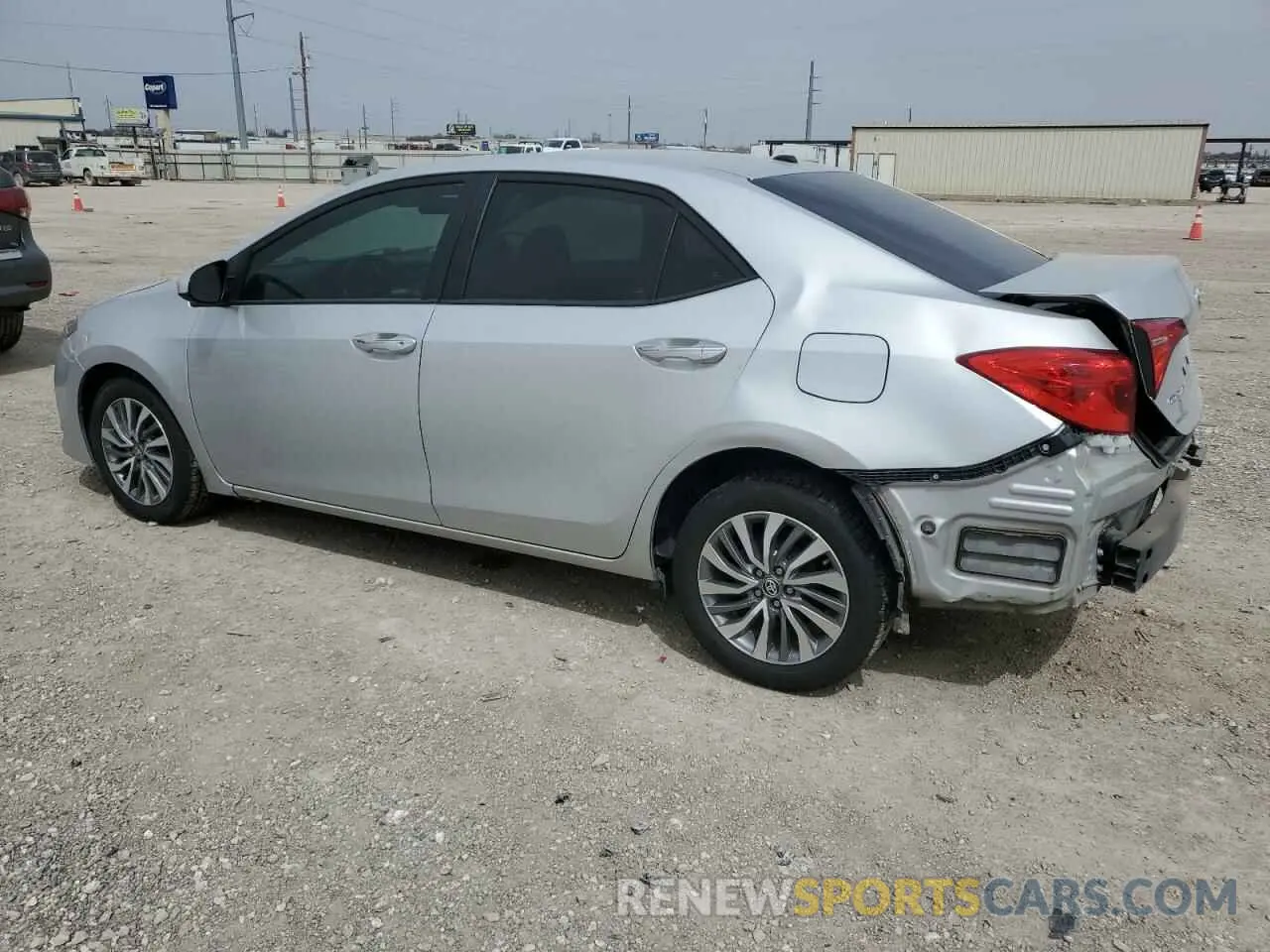 2 fotografías del automóvil dañado 5YFBURHE8KP885736 TOYOTA COROLLA 2019