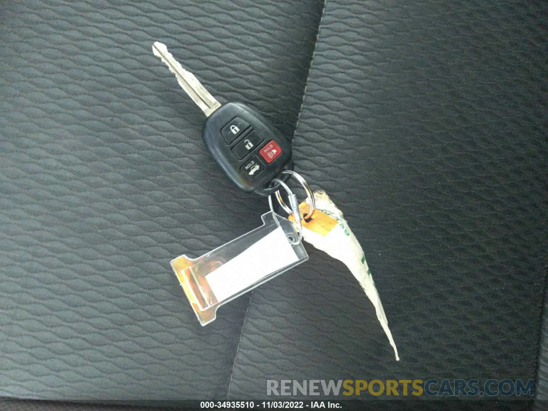 11 fotografías del automóvil dañado 5YFBURHE8KP888703 TOYOTA COROLLA 2019