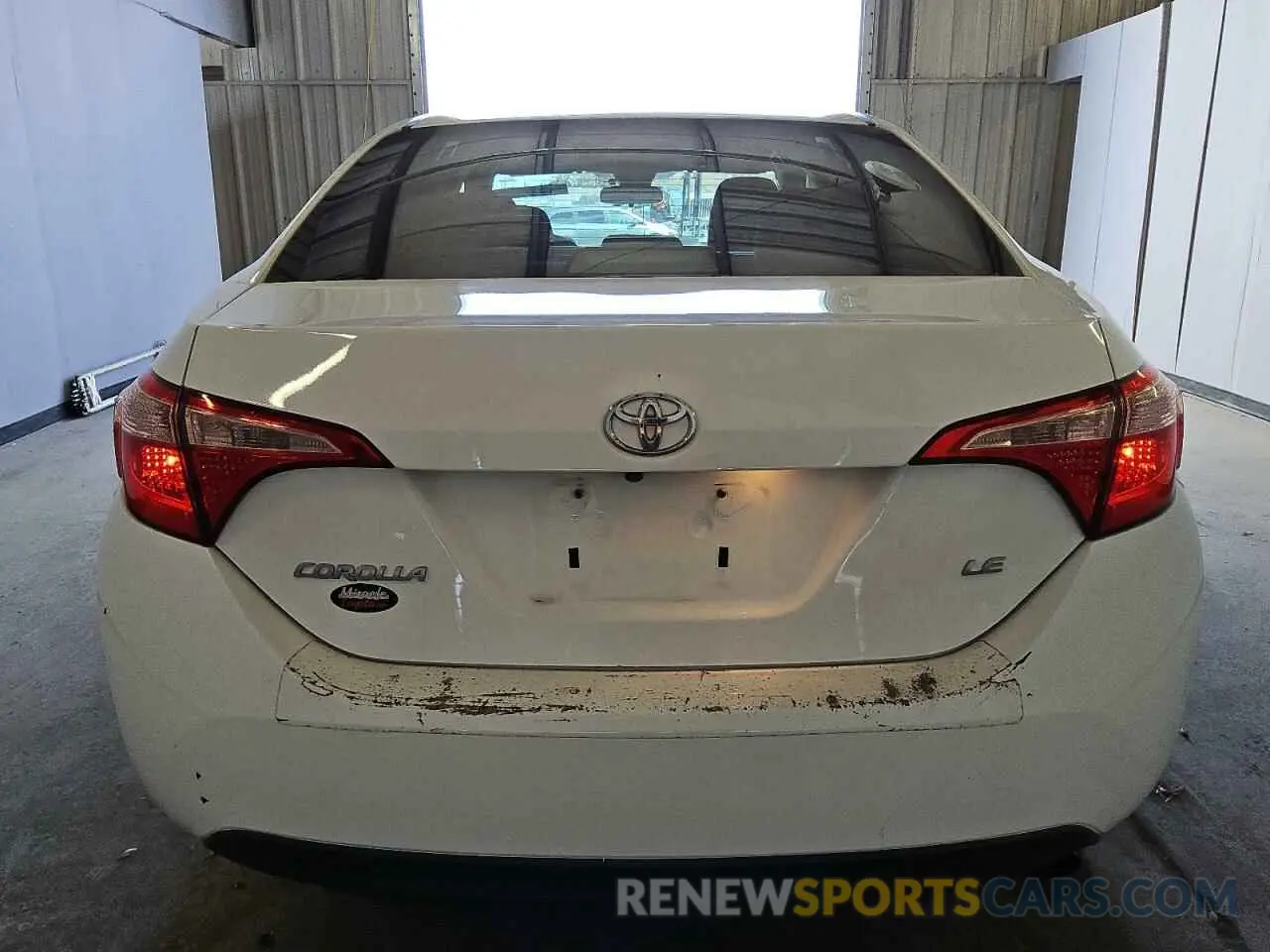 6 fotografías del automóvil dañado 5YFBURHE8KP894839 TOYOTA COROLLA 2019