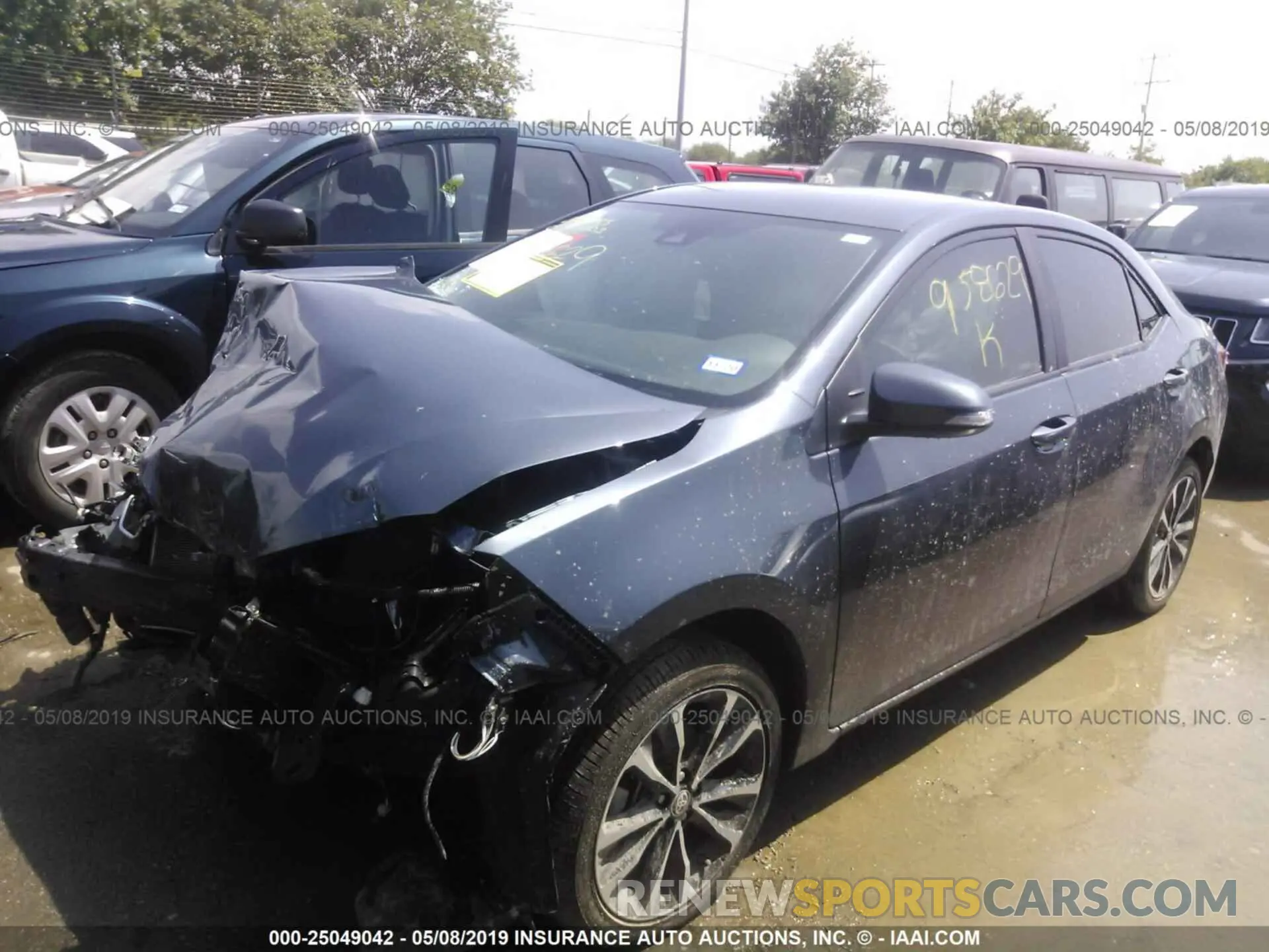 2 fotografías del automóvil dañado 5YFBURHE8KP895862 TOYOTA COROLLA 2019