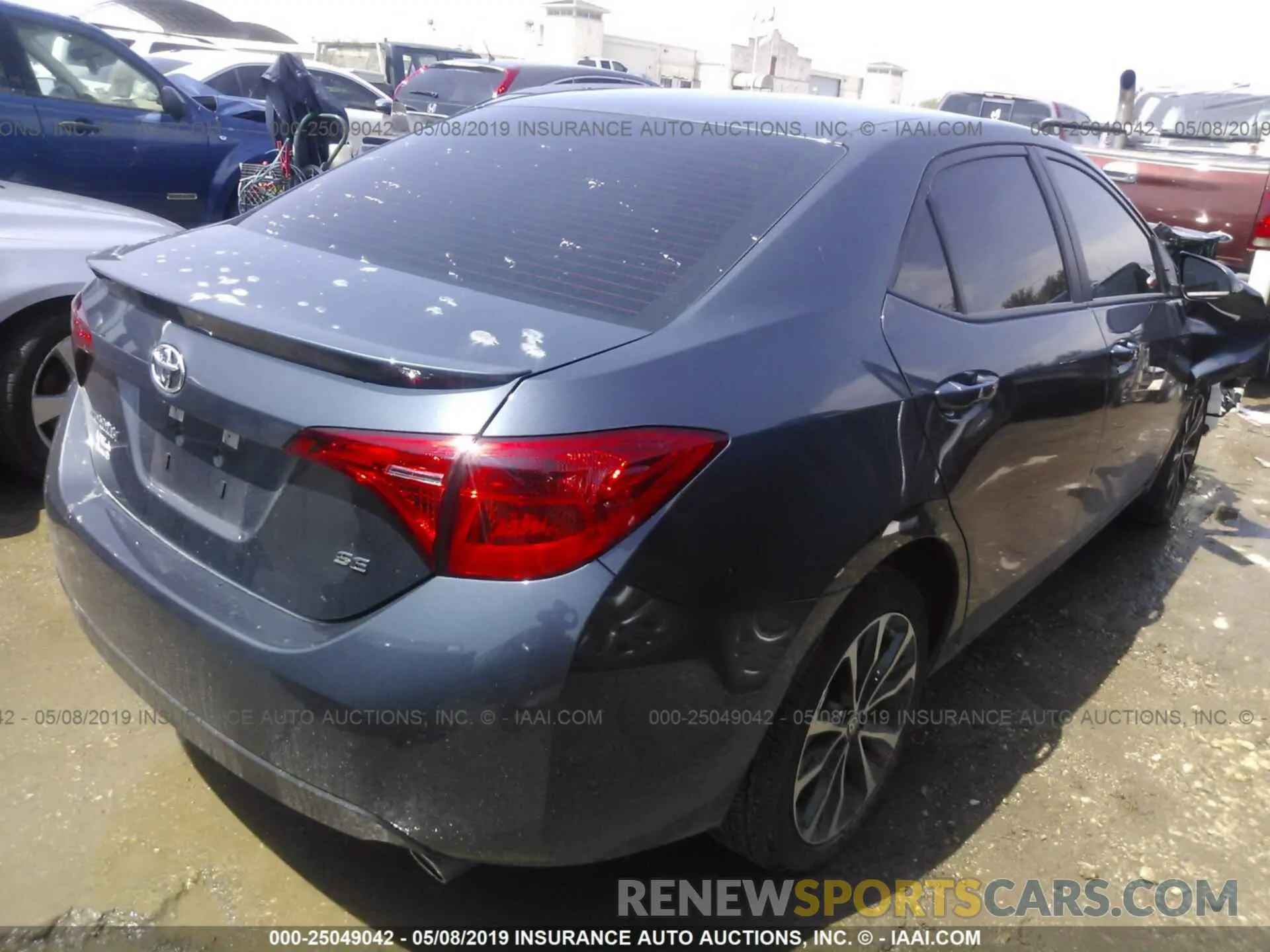 4 fotografías del automóvil dañado 5YFBURHE8KP895862 TOYOTA COROLLA 2019