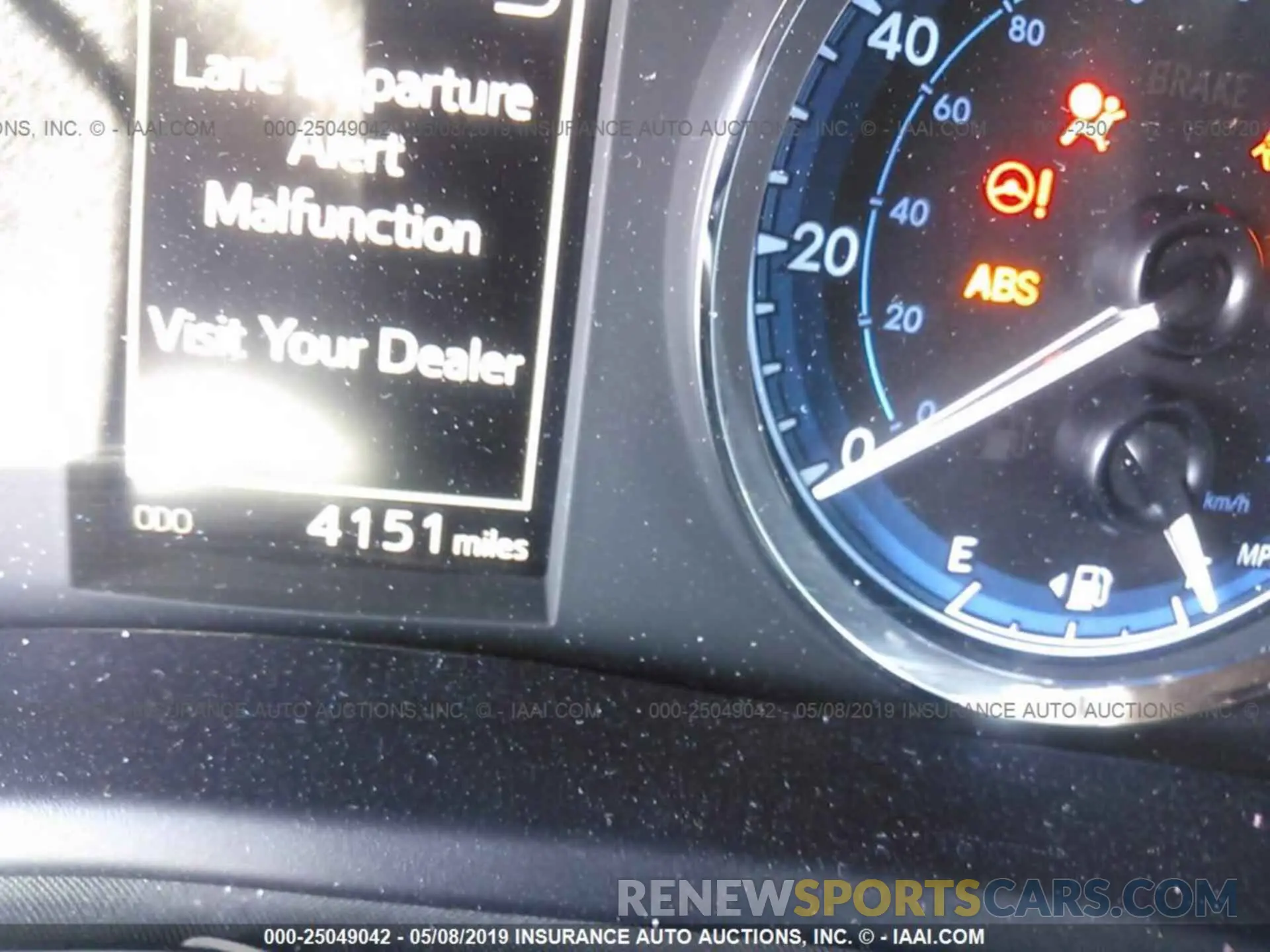 7 fotografías del automóvil dañado 5YFBURHE8KP895862 TOYOTA COROLLA 2019