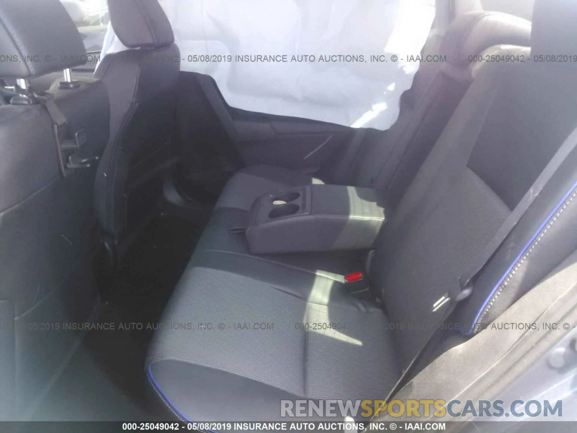 8 fotografías del automóvil dañado 5YFBURHE8KP895862 TOYOTA COROLLA 2019