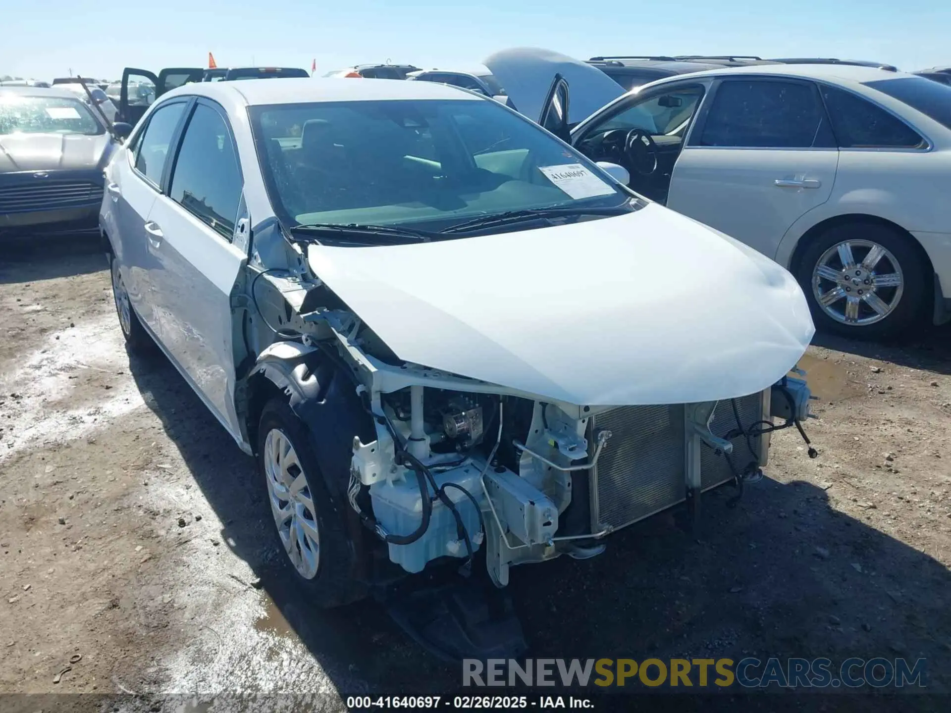 6 fotografías del automóvil dañado 5YFBURHE8KP902180 TOYOTA COROLLA 2019