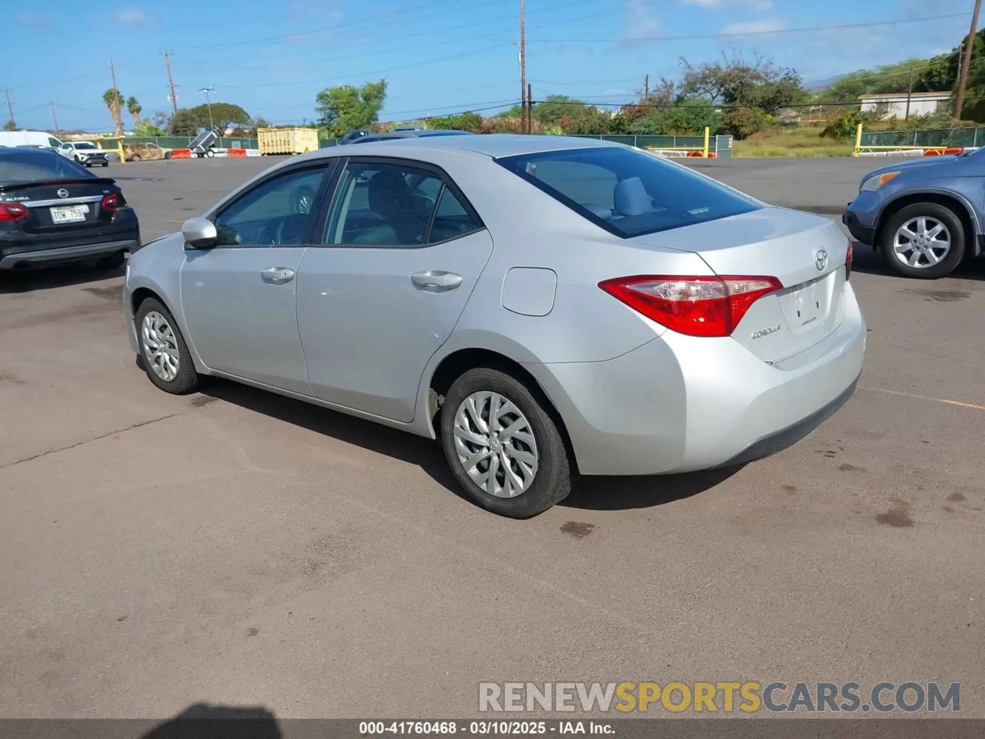 3 fotografías del automóvil dañado 5YFBURHE8KP904642 TOYOTA COROLLA 2019
