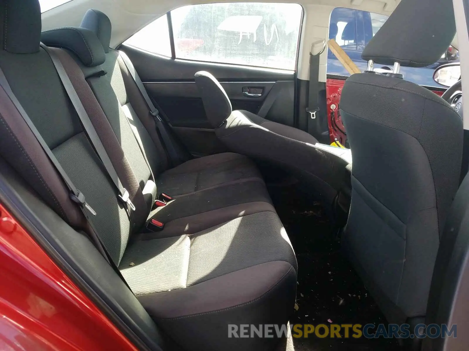6 fotografías del automóvil dañado 5YFBURHE8KP928360 TOYOTA COROLLA 2019