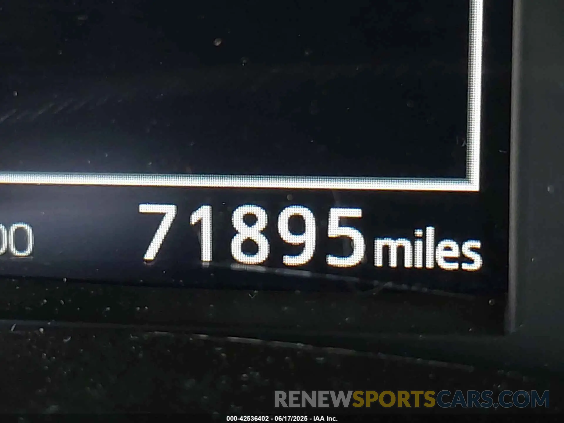 15 fotografías del automóvil dañado 5YFBURHE8KP928942 TOYOTA COROLLA 2019