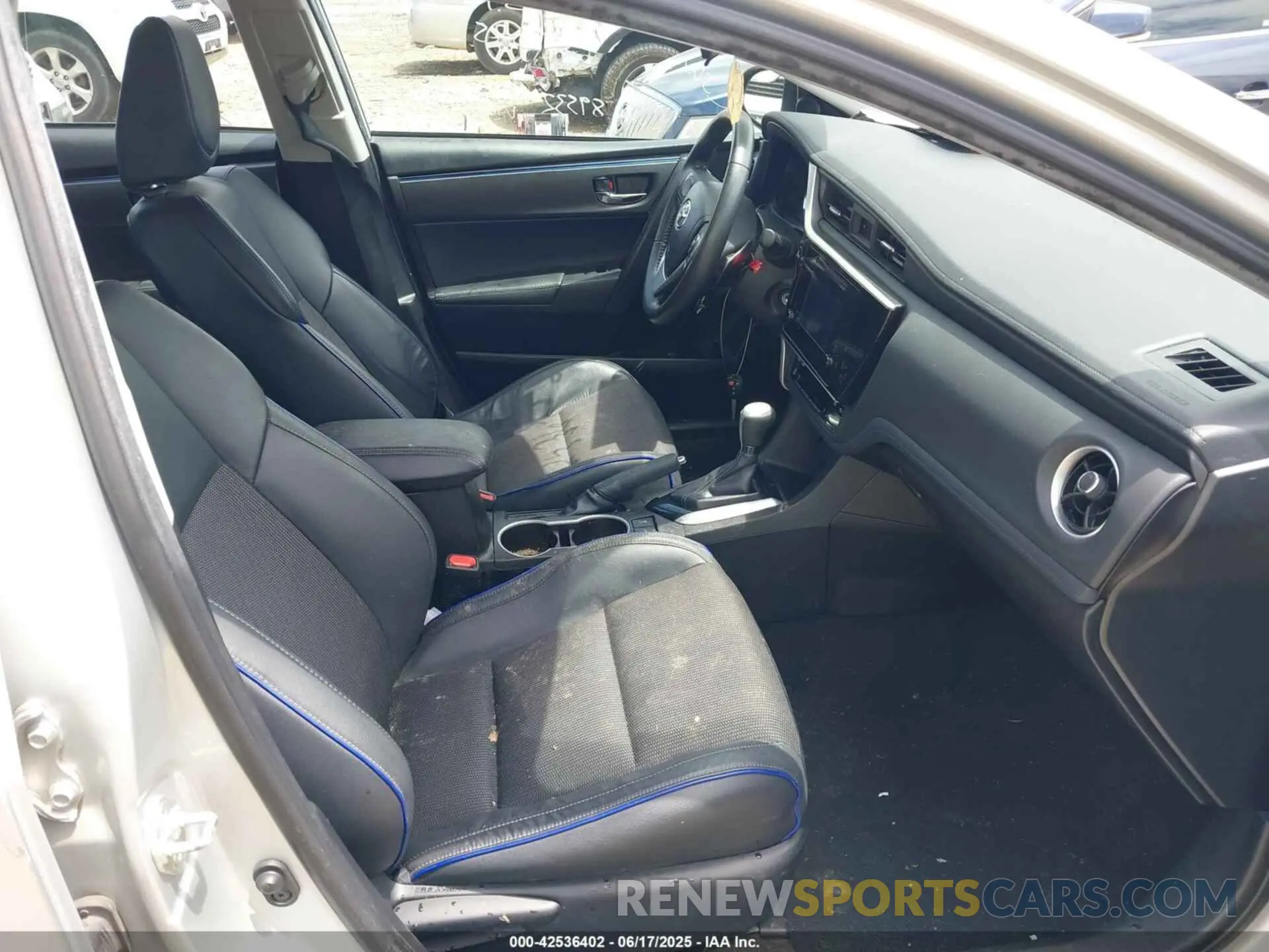5 fotografías del automóvil dañado 5YFBURHE8KP928942 TOYOTA COROLLA 2019