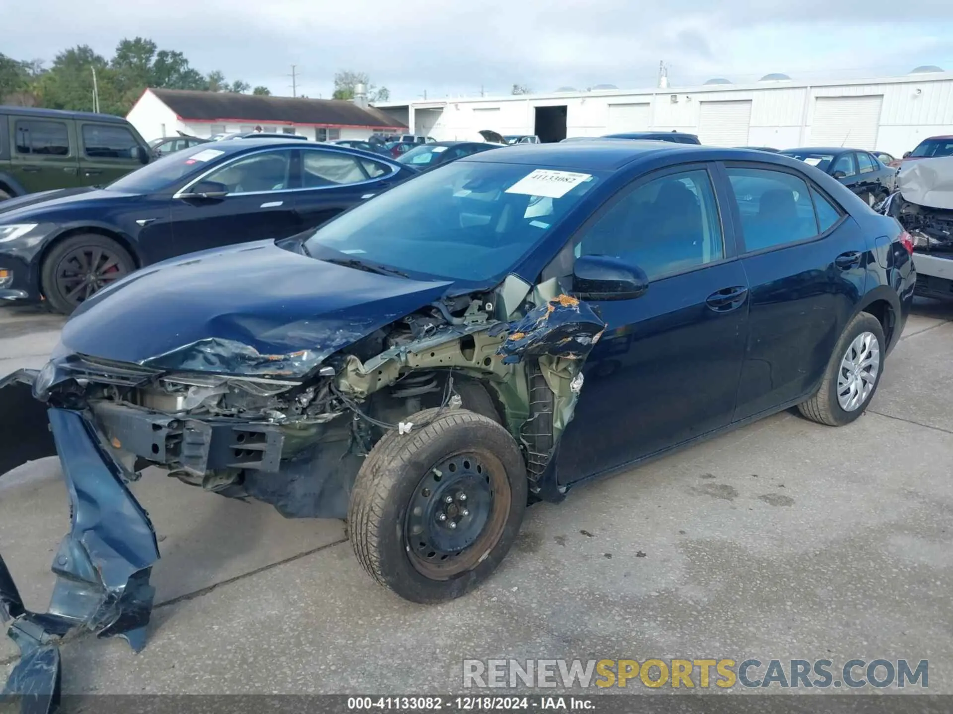 2 fotografías del automóvil dañado 5YFBURHE8KP929959 TOYOTA COROLLA 2019