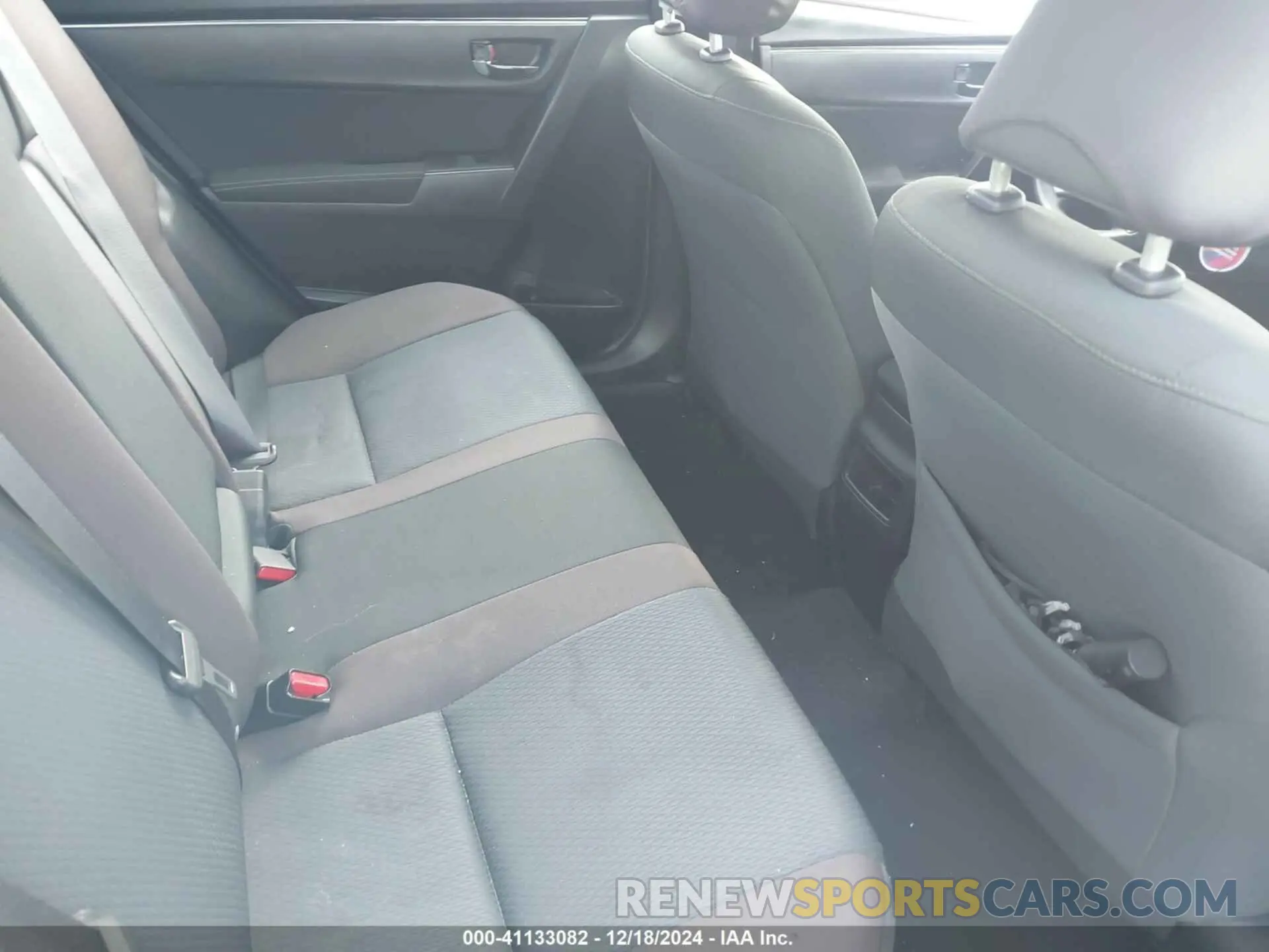 8 fotografías del automóvil dañado 5YFBURHE8KP929959 TOYOTA COROLLA 2019