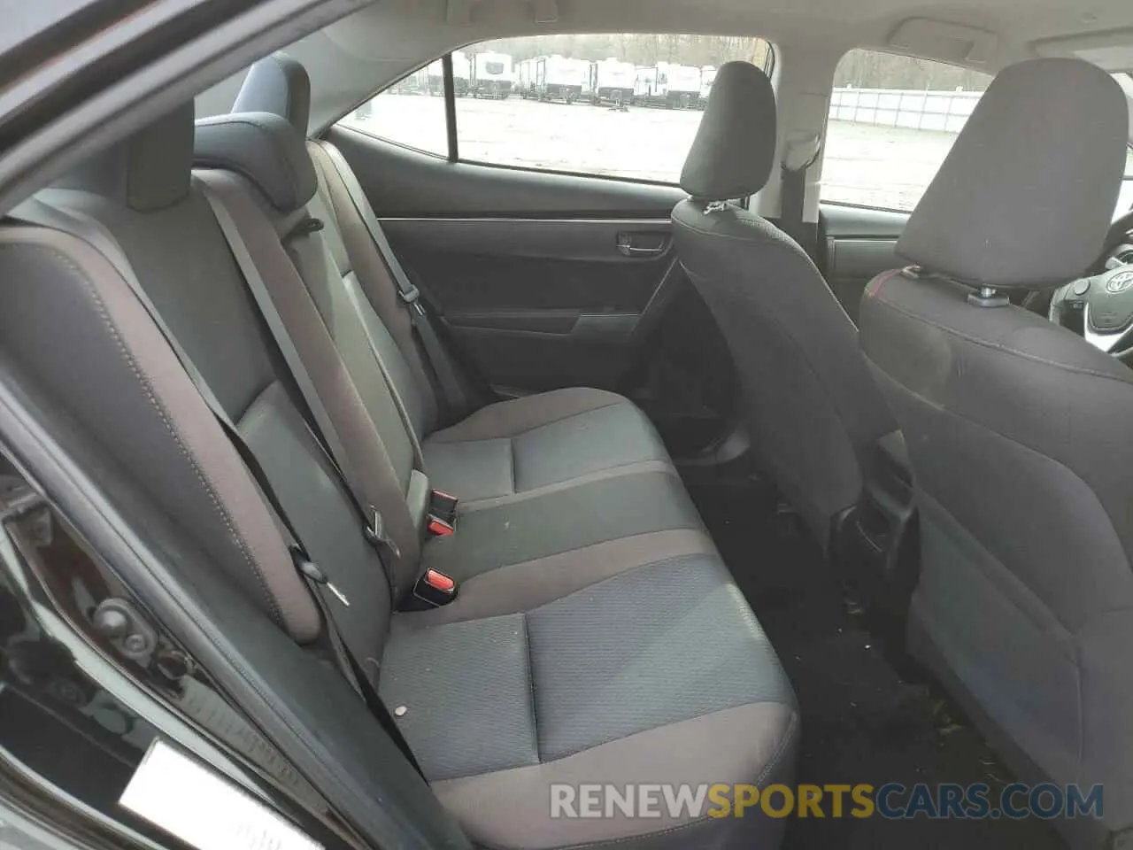 10 fotografías del automóvil dañado 5YFBURHE8KP932831 TOYOTA COROLLA 2019