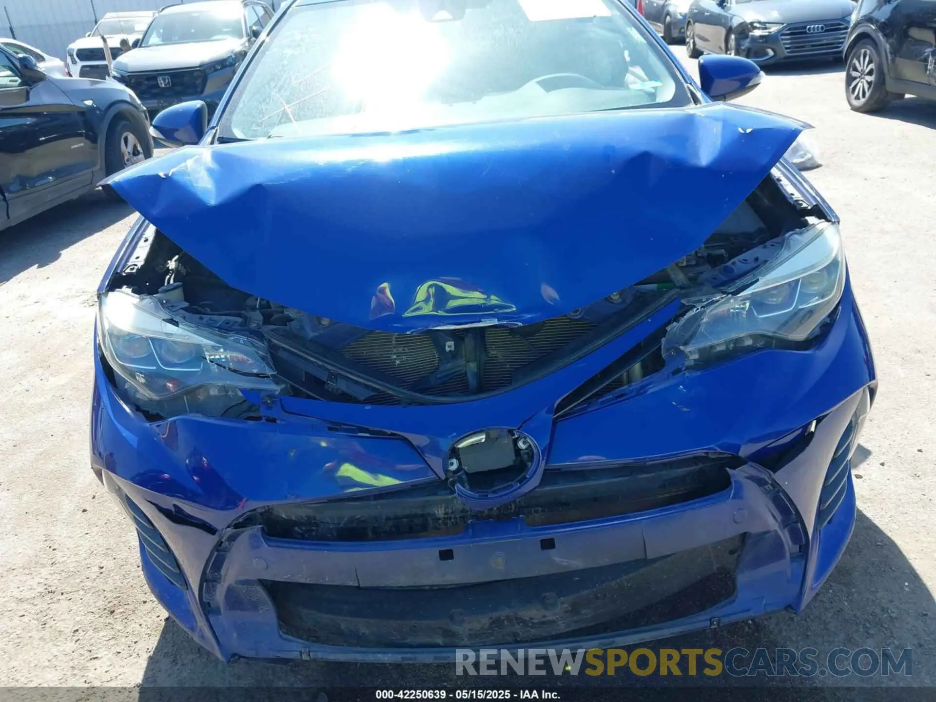 10 fotografías del automóvil dañado 5YFBURHE8KP939794 TOYOTA COROLLA 2019