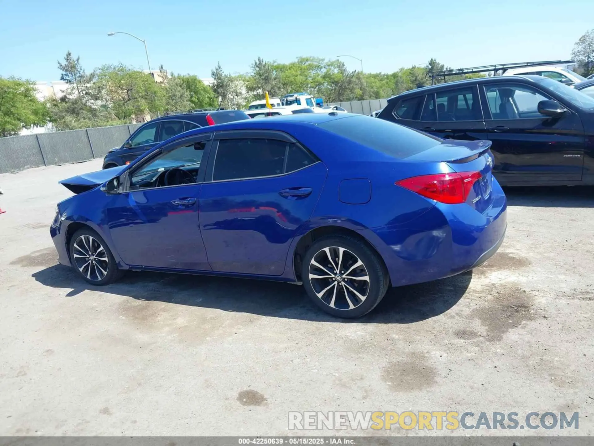13 fotografías del automóvil dañado 5YFBURHE8KP939794 TOYOTA COROLLA 2019