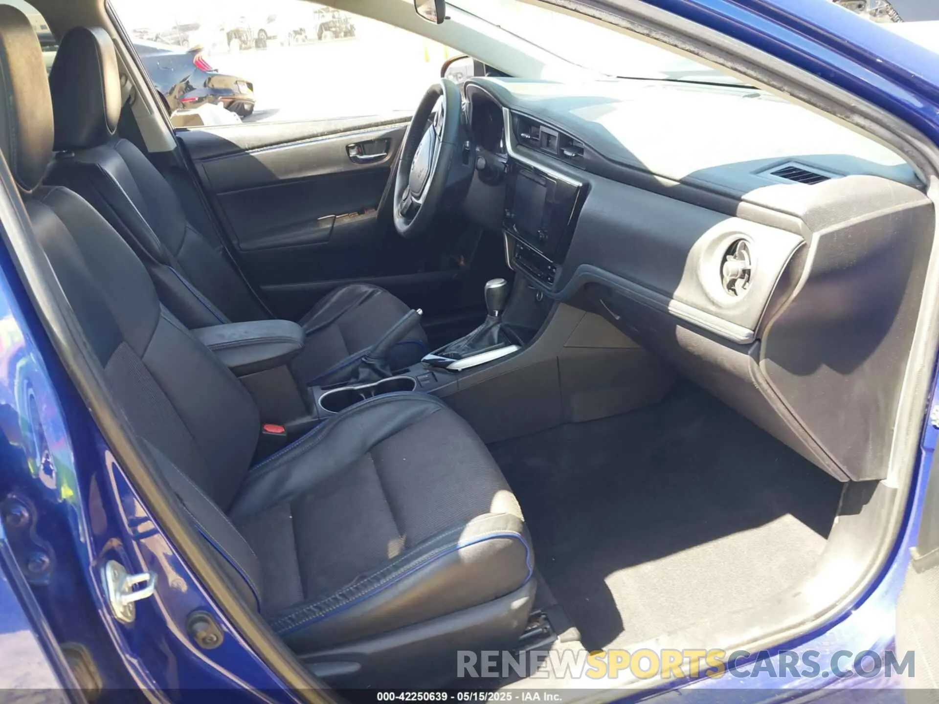 5 fotografías del automóvil dañado 5YFBURHE8KP939794 TOYOTA COROLLA 2019