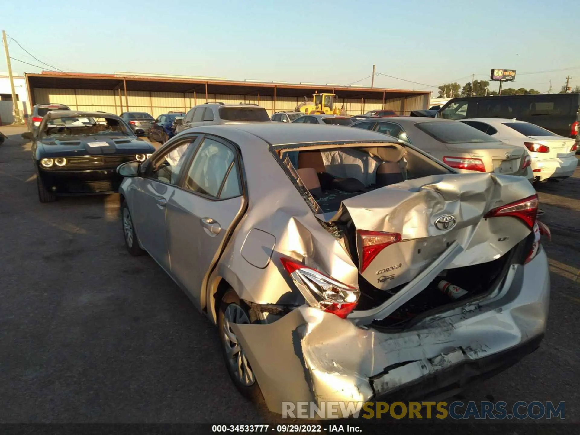 3 fotografías del automóvil dañado 5YFBURHE8KP939925 TOYOTA COROLLA 2019