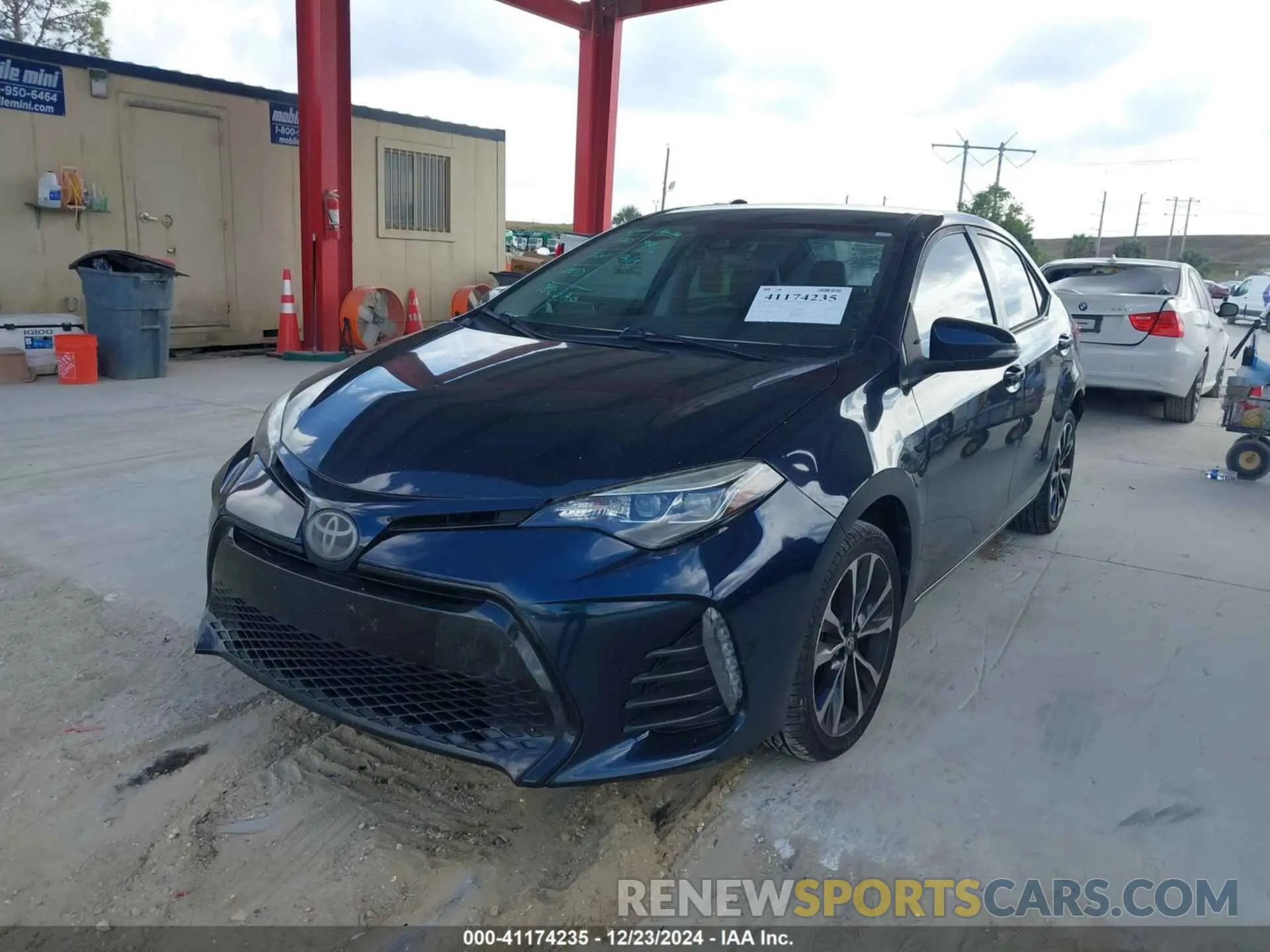 2 fotografías del automóvil dañado 5YFBURHE8KP942081 TOYOTA COROLLA 2019