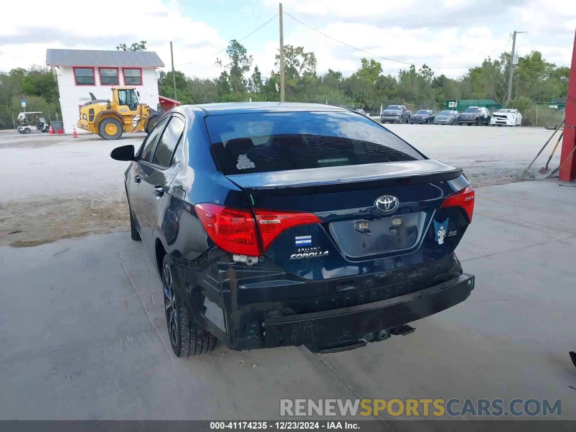3 fotografías del automóvil dañado 5YFBURHE8KP942081 TOYOTA COROLLA 2019
