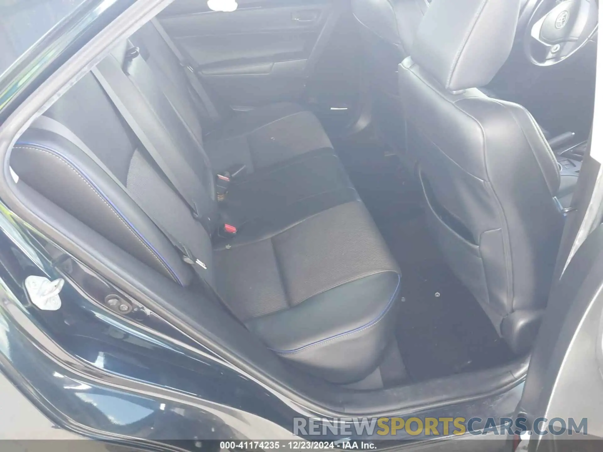 8 fotografías del automóvil dañado 5YFBURHE8KP942081 TOYOTA COROLLA 2019