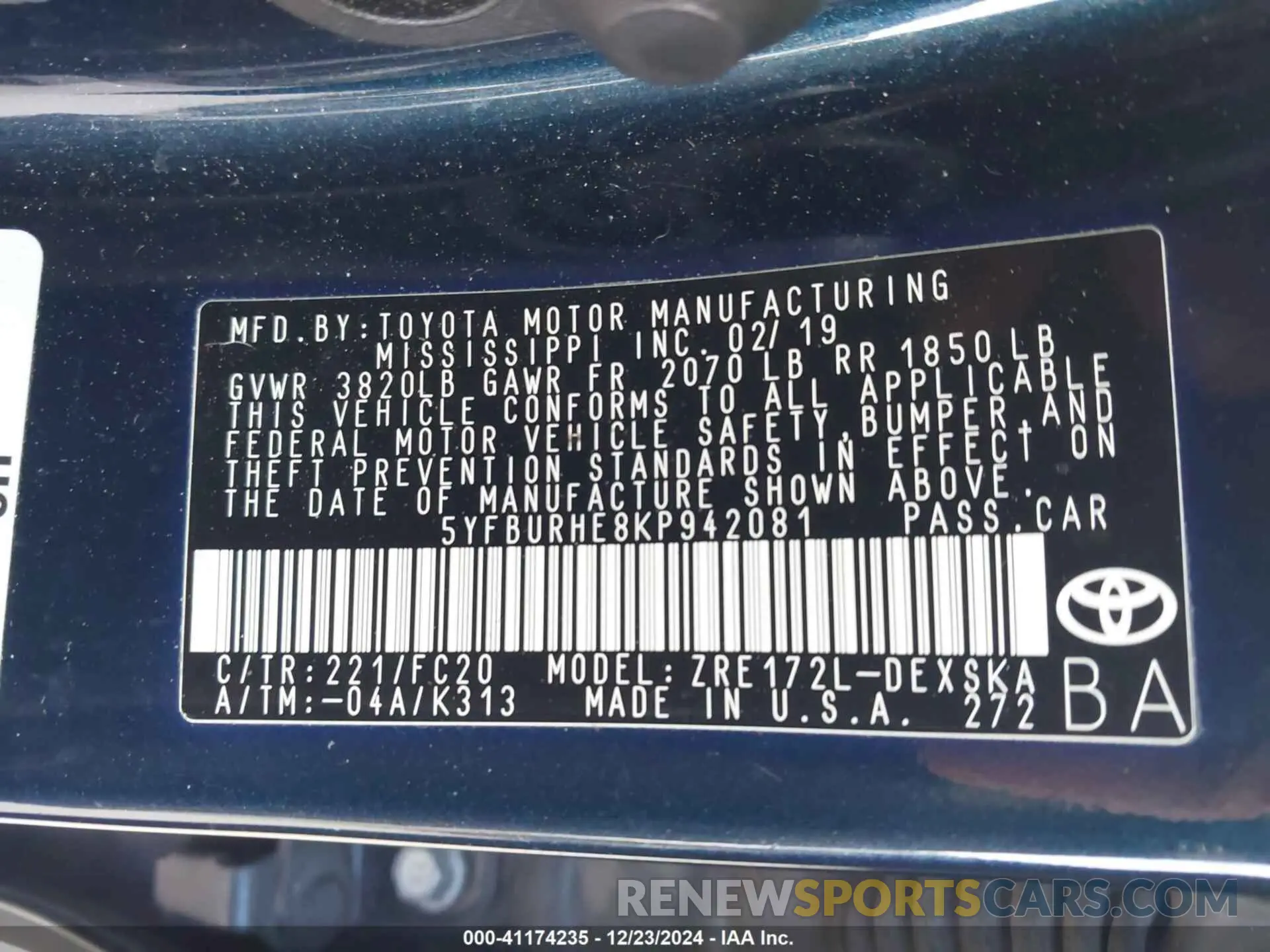 9 fotografías del automóvil dañado 5YFBURHE8KP942081 TOYOTA COROLLA 2019
