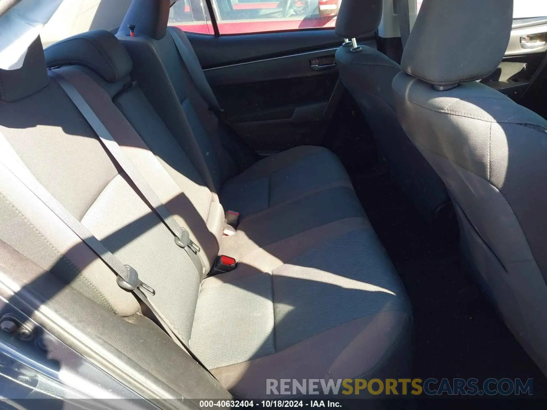 8 fotografías del automóvil dañado 5YFBURHE8KP943067 TOYOTA COROLLA 2019