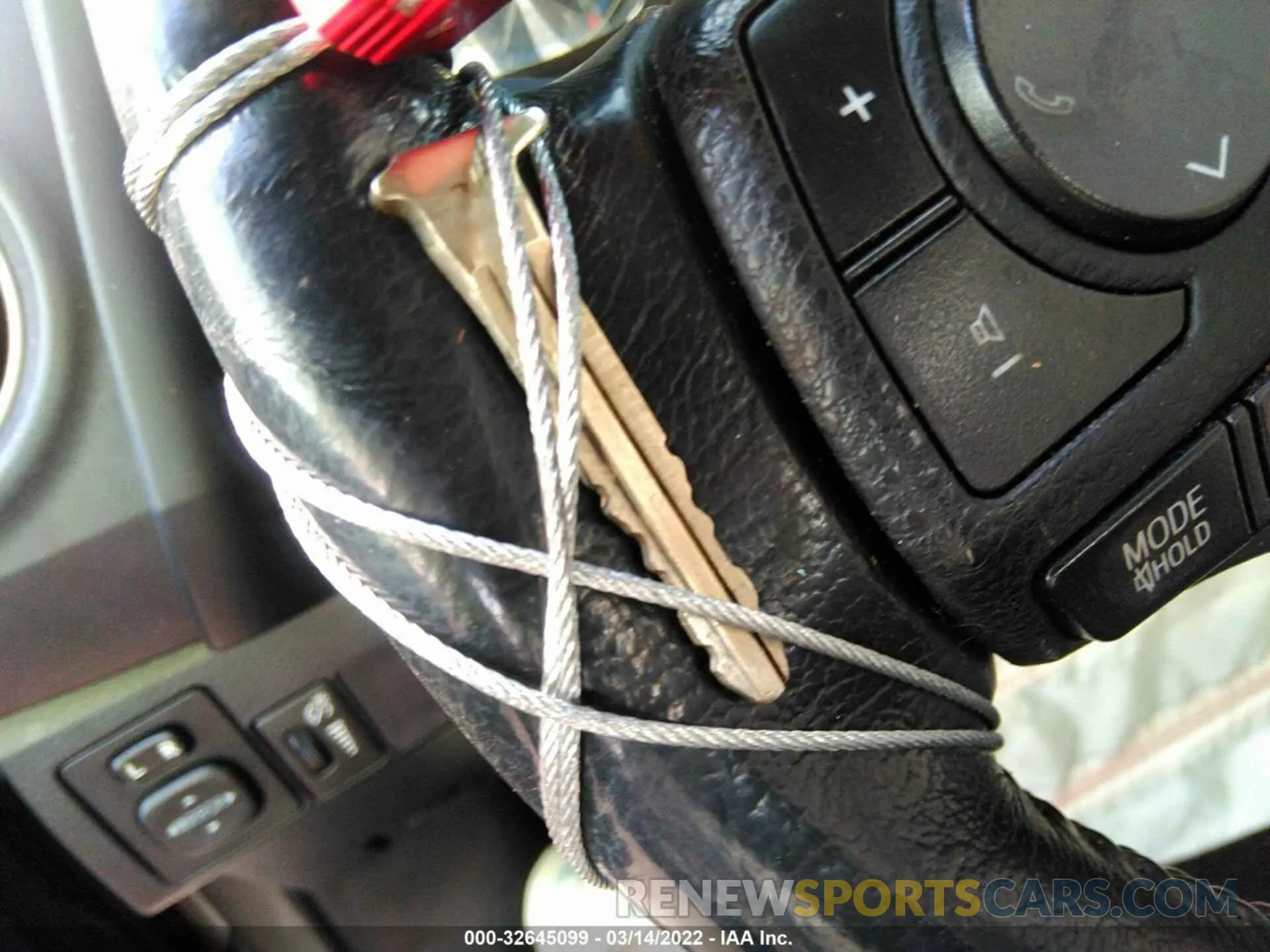 11 fotografías del automóvil dañado 5YFBURHE8KP948916 TOYOTA COROLLA 2019