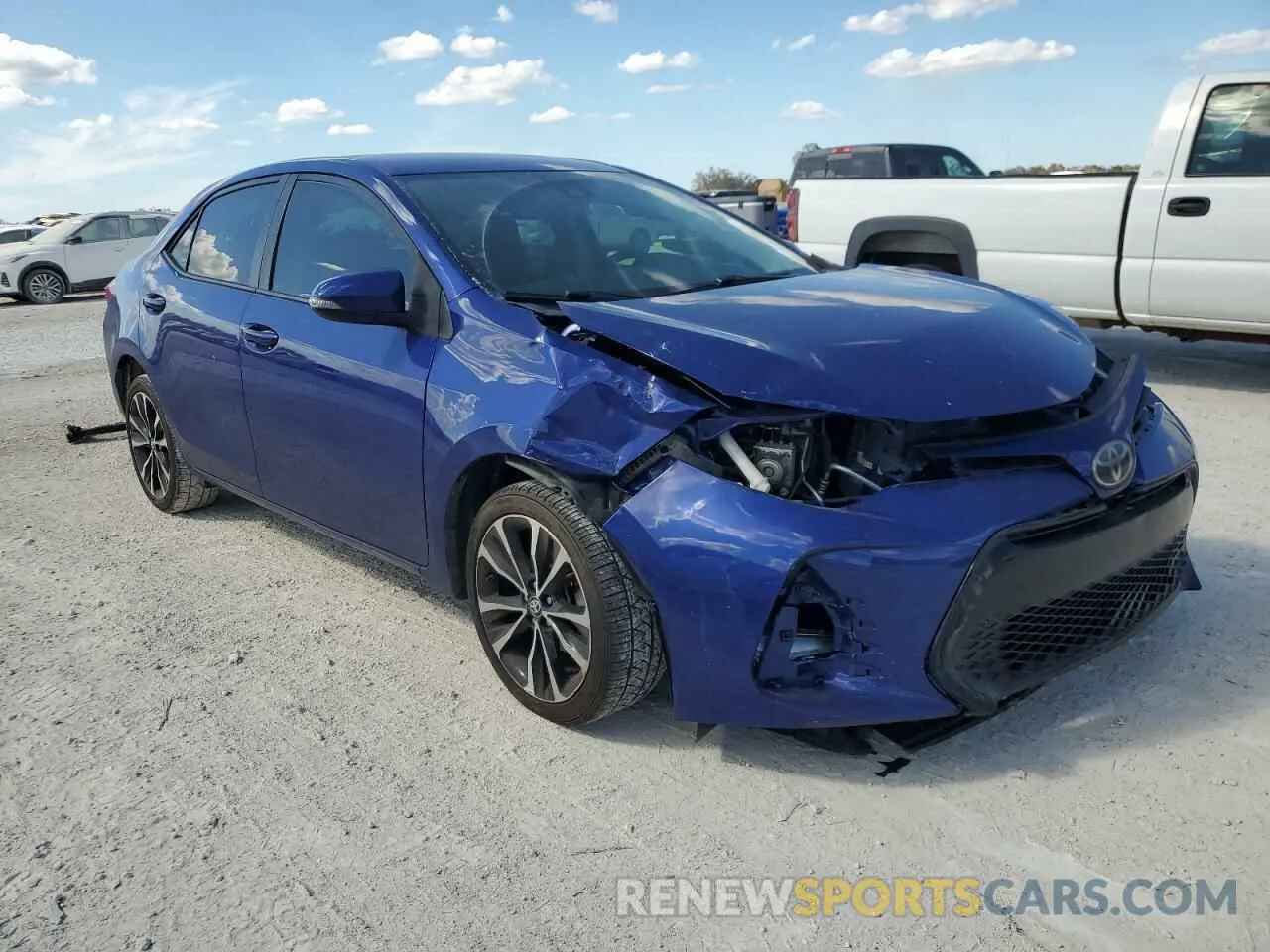 4 fotografías del automóvil dañado 5YFBURHE9KP860134 TOYOTA COROLLA 2019