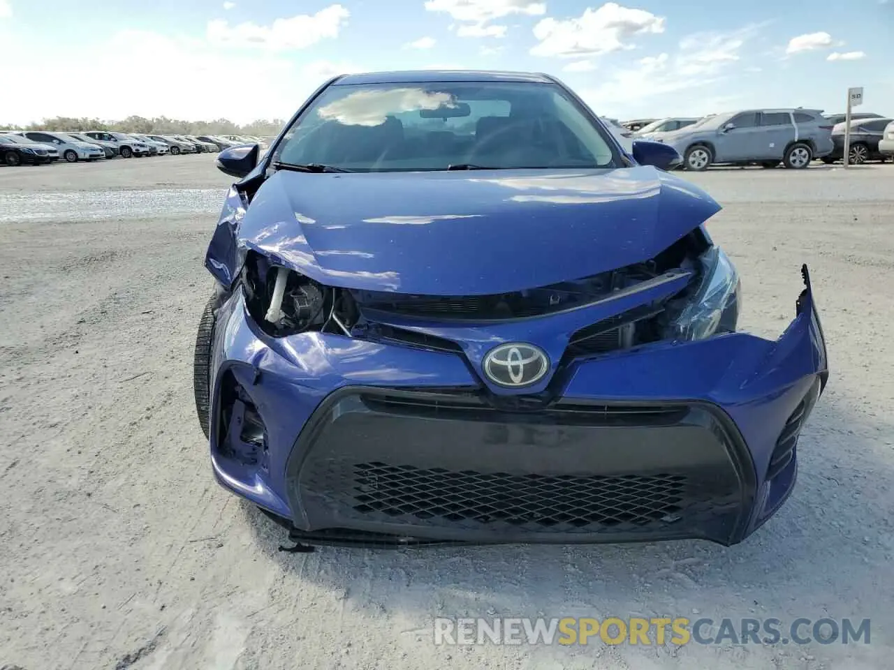 5 fotografías del automóvil dañado 5YFBURHE9KP860134 TOYOTA COROLLA 2019