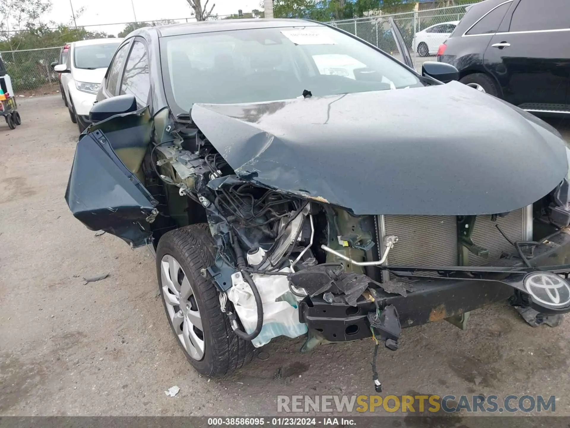 6 fotografías del automóvil dañado 5YFBURHE9KP870131 TOYOTA COROLLA 2019