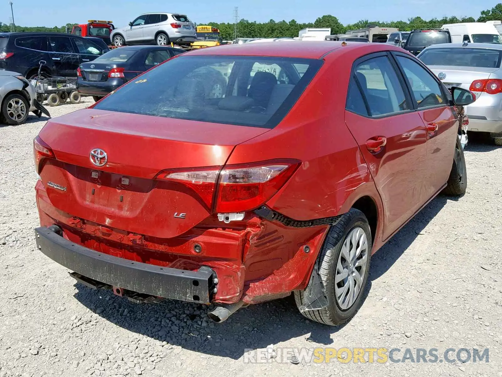 4 fotografías del automóvil dañado 5YFBURHE9KP879055 TOYOTA COROLLA 2019