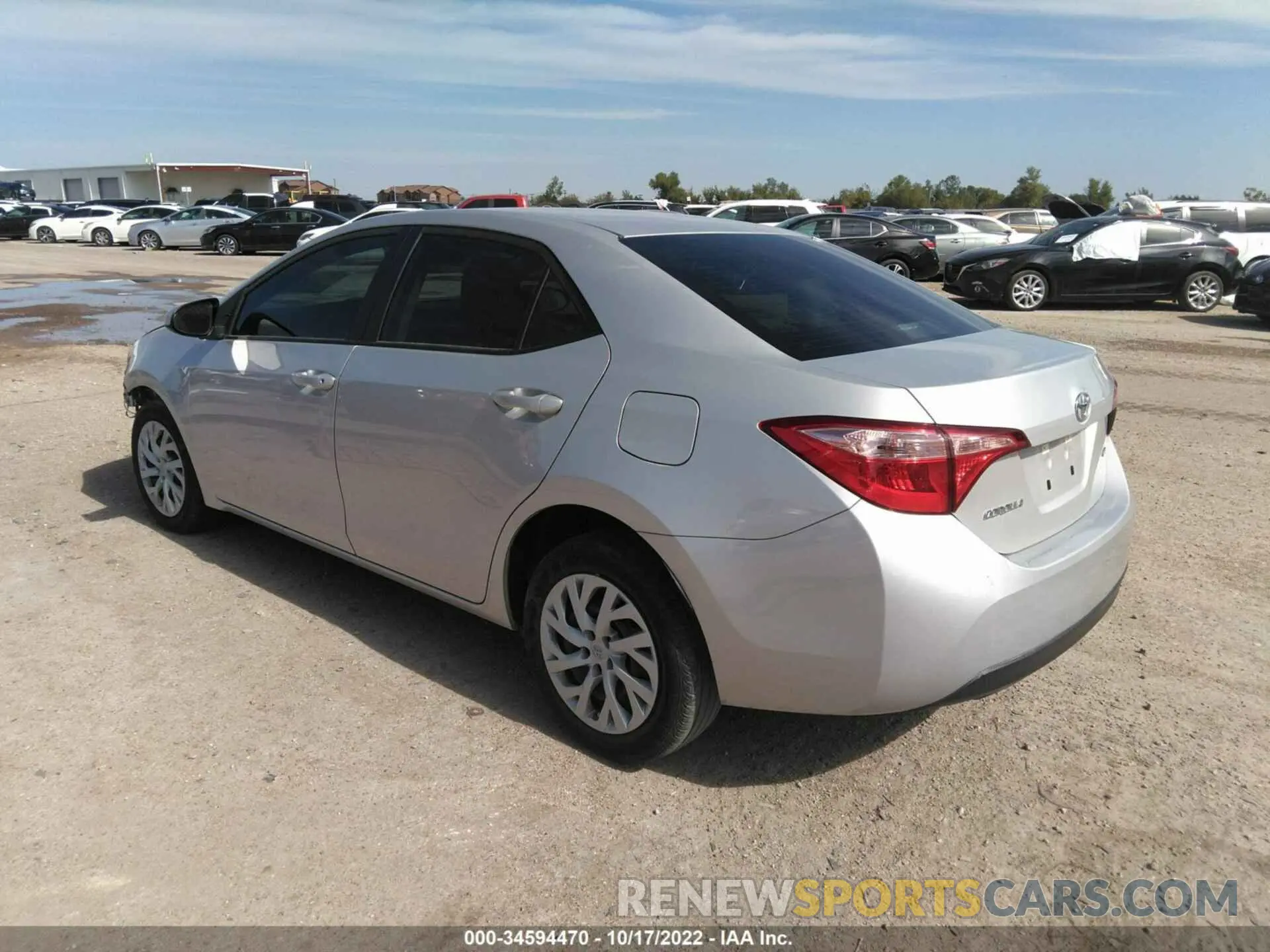 3 fotografías del automóvil dañado 5YFBURHE9KP881713 TOYOTA COROLLA 2019