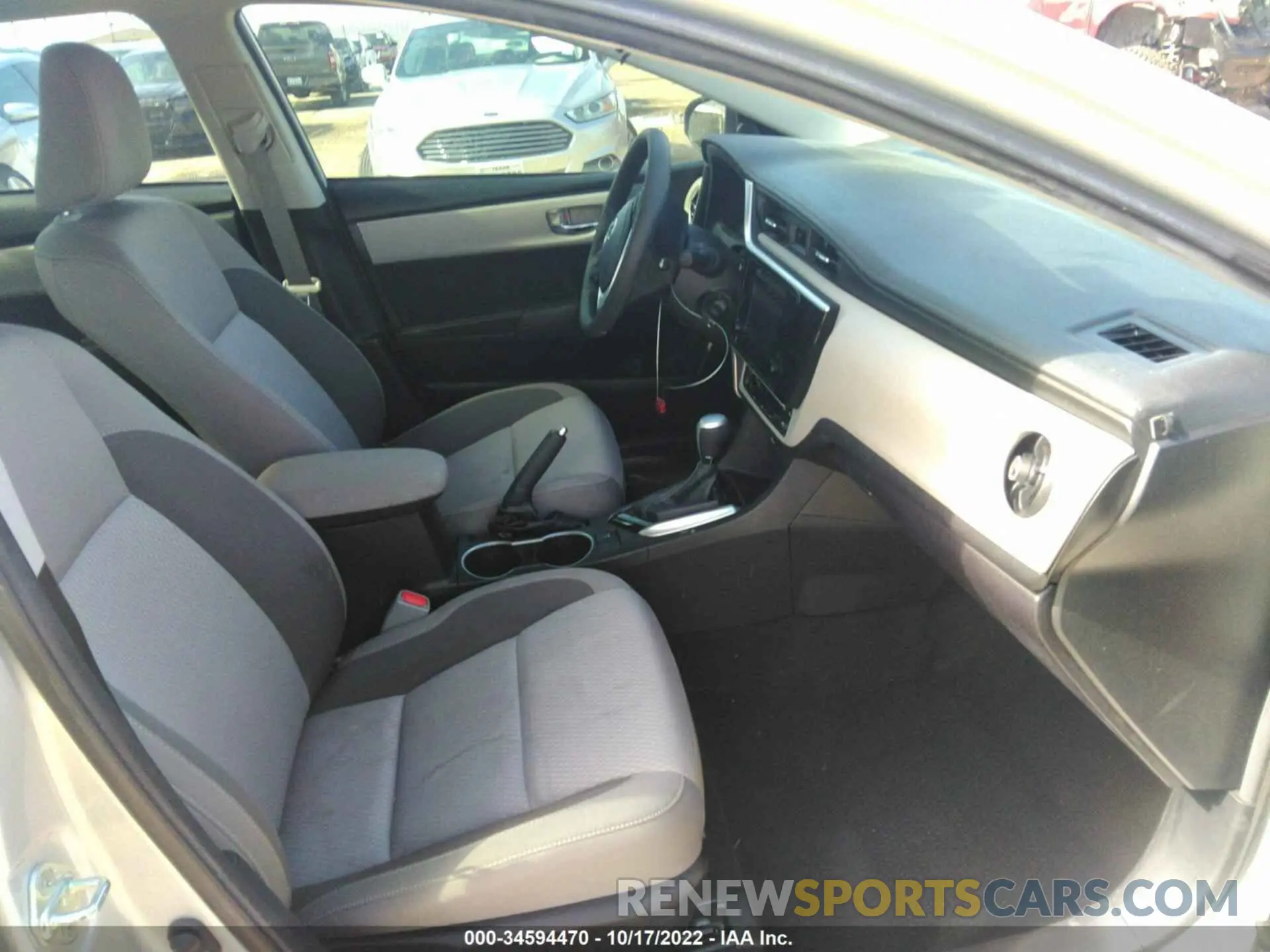 5 fotografías del automóvil dañado 5YFBURHE9KP881713 TOYOTA COROLLA 2019