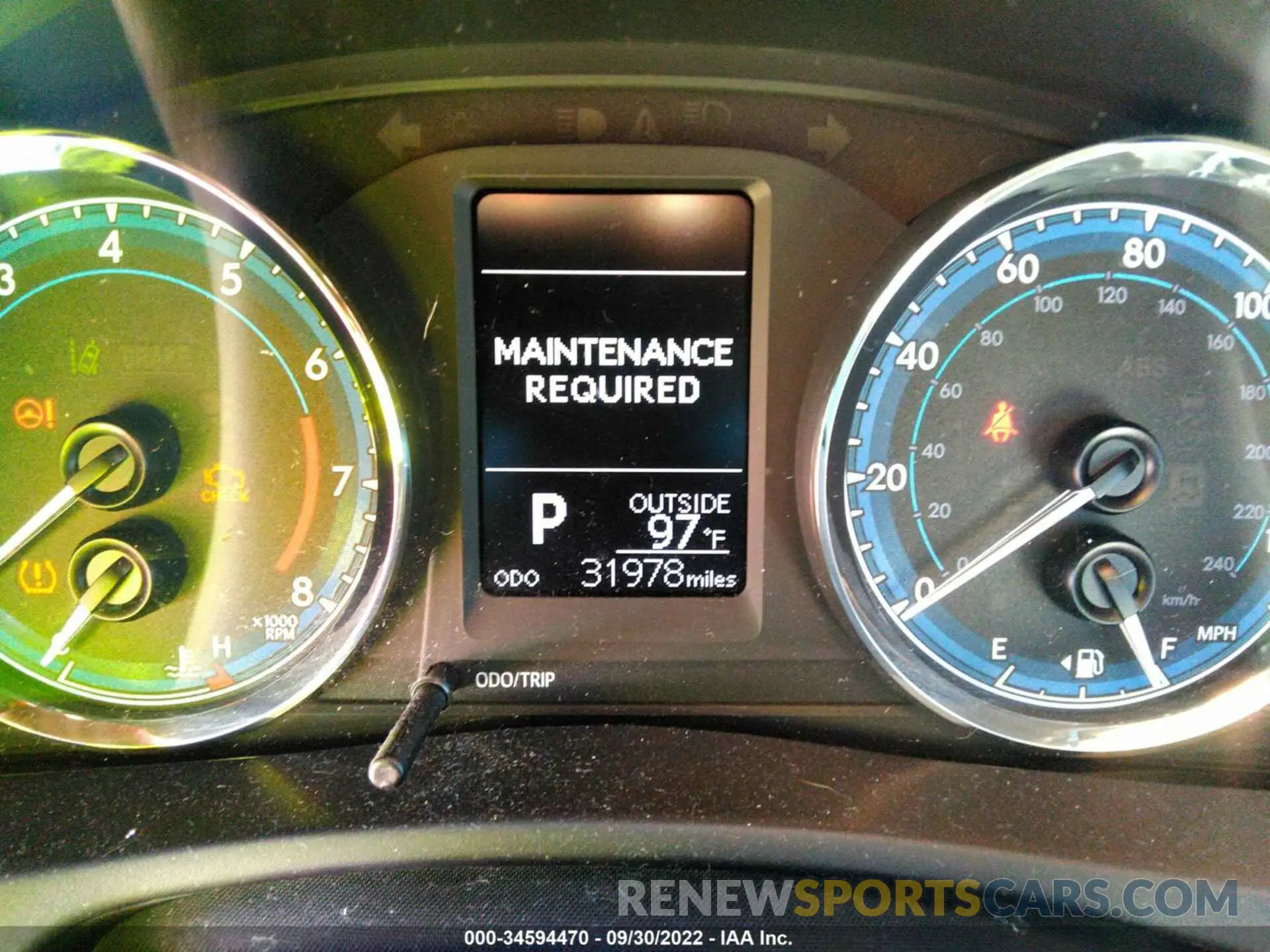 7 fotografías del automóvil dañado 5YFBURHE9KP881713 TOYOTA COROLLA 2019