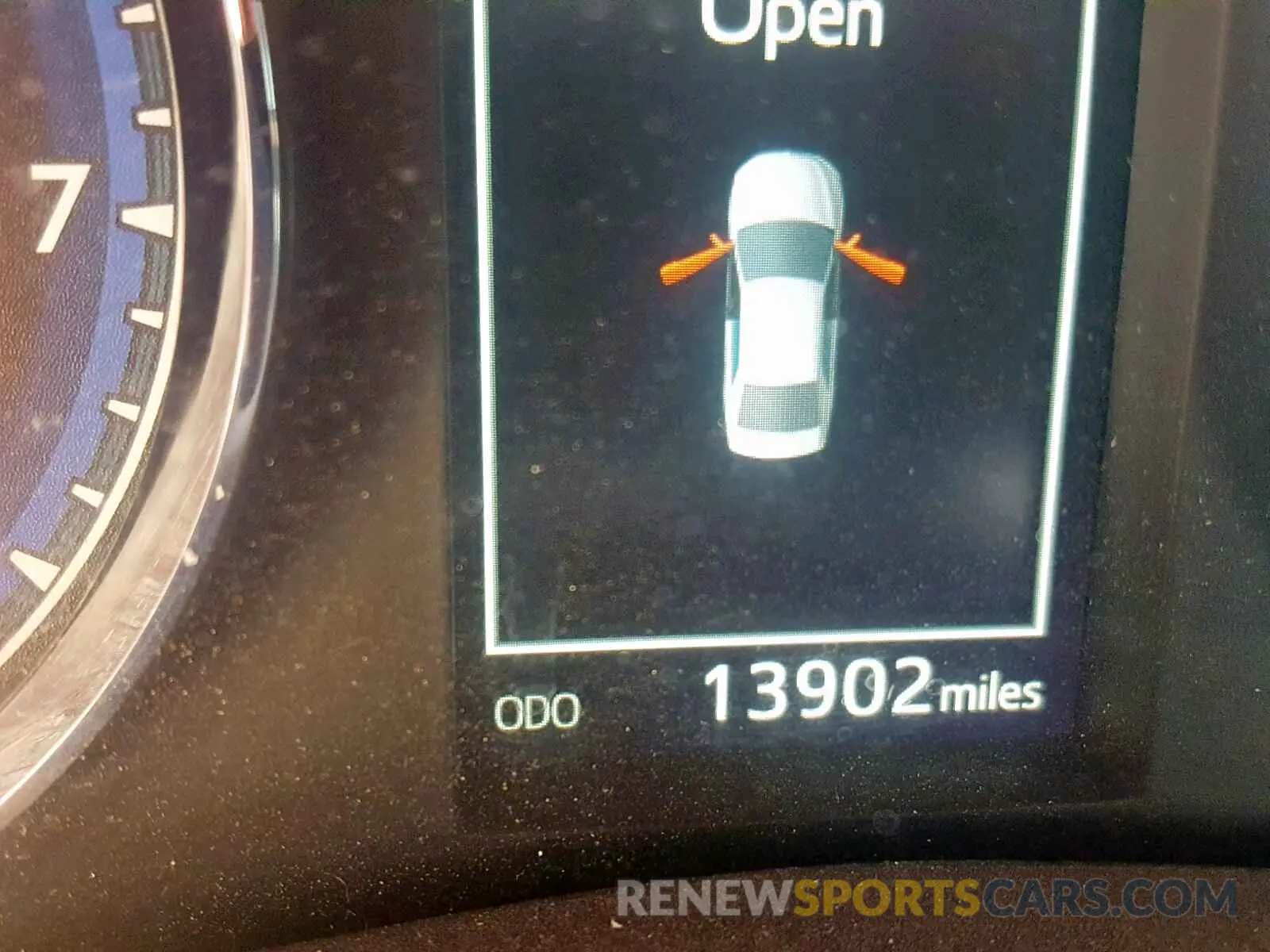 8 fotografías del automóvil dañado 5YFBURHE9KP884627 TOYOTA COROLLA 2019