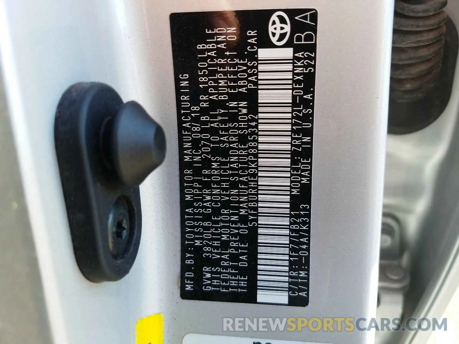10 fotografías del automóvil dañado 5YFBURHE9KP885342 TOYOTA COROLLA 2019
