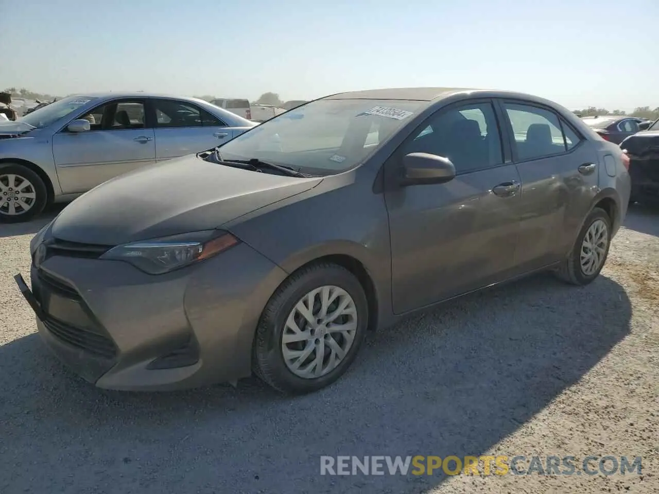 1 fotografías del automóvil dañado 5YFBURHE9KP886121 TOYOTA COROLLA 2019