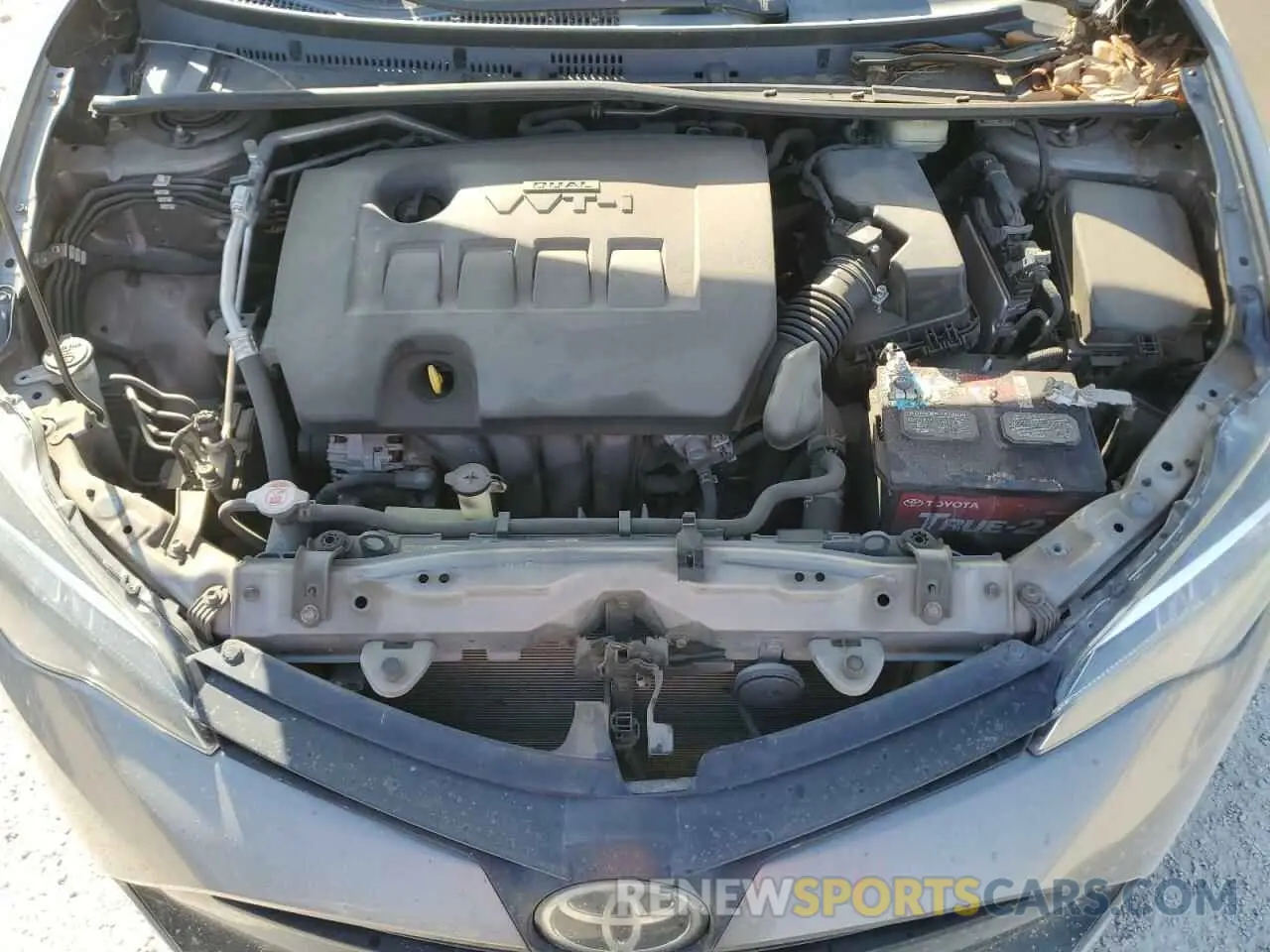 11 fotografías del automóvil dañado 5YFBURHE9KP886121 TOYOTA COROLLA 2019