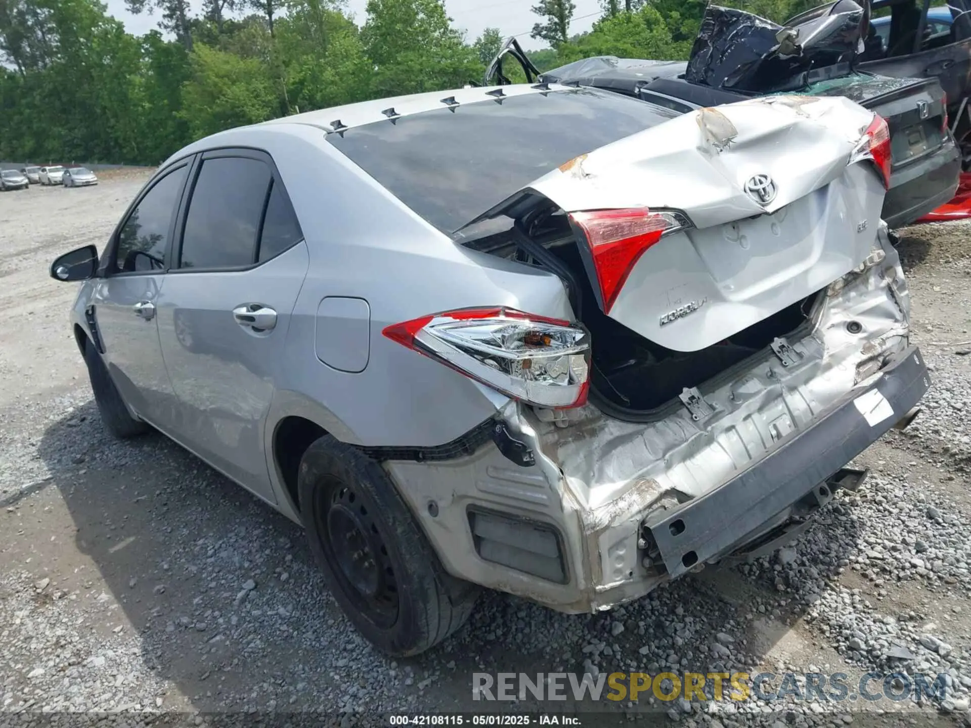 3 fotografías del automóvil dañado 5YFBURHE9KP886488 TOYOTA COROLLA 2019