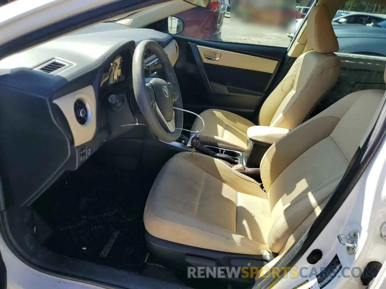 7 fotografías del automóvil dañado 5YFBURHE9KP889276 TOYOTA COROLLA 2019