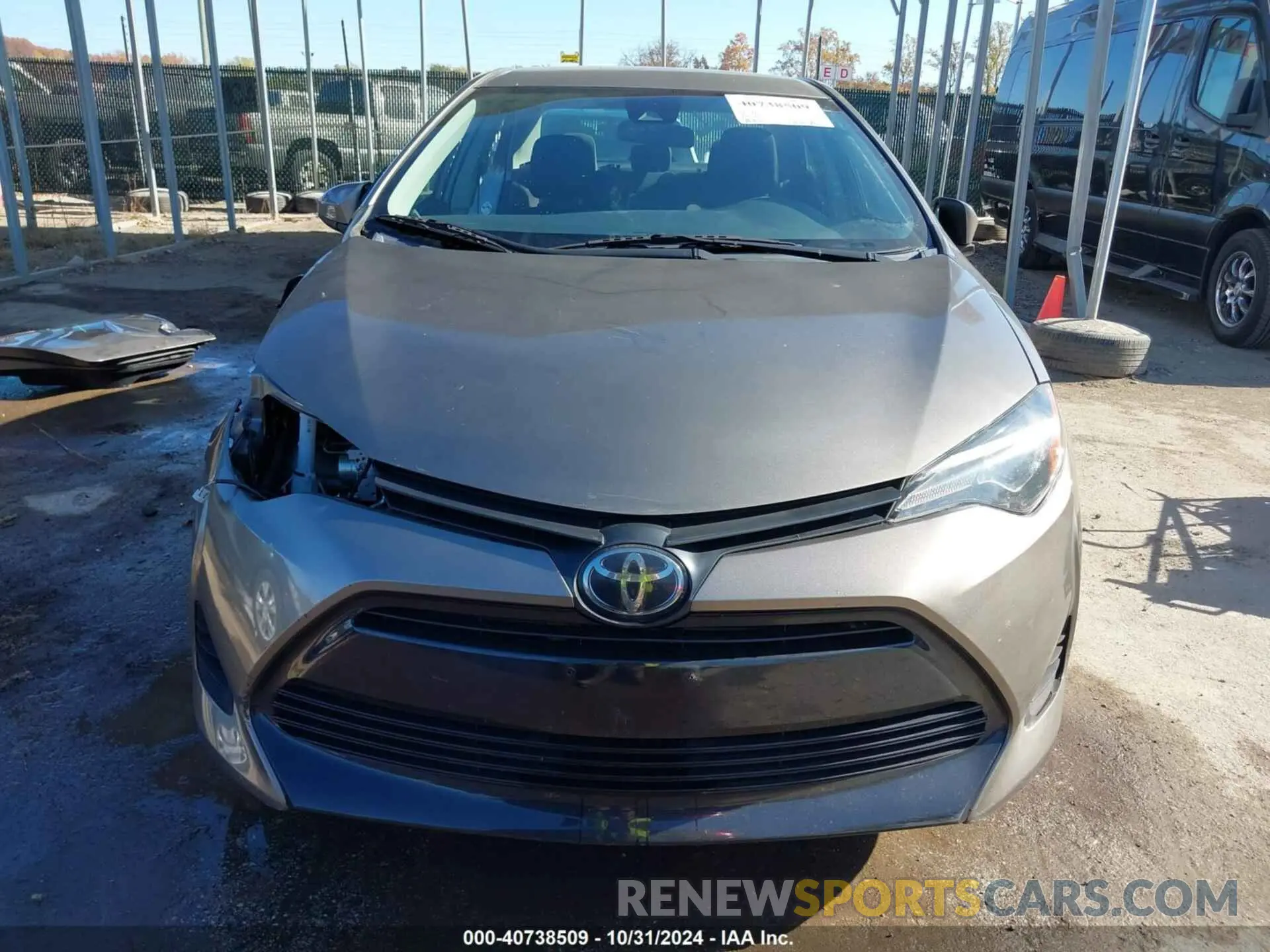 13 fotografías del automóvil dañado 5YFBURHE9KP889925 TOYOTA COROLLA 2019